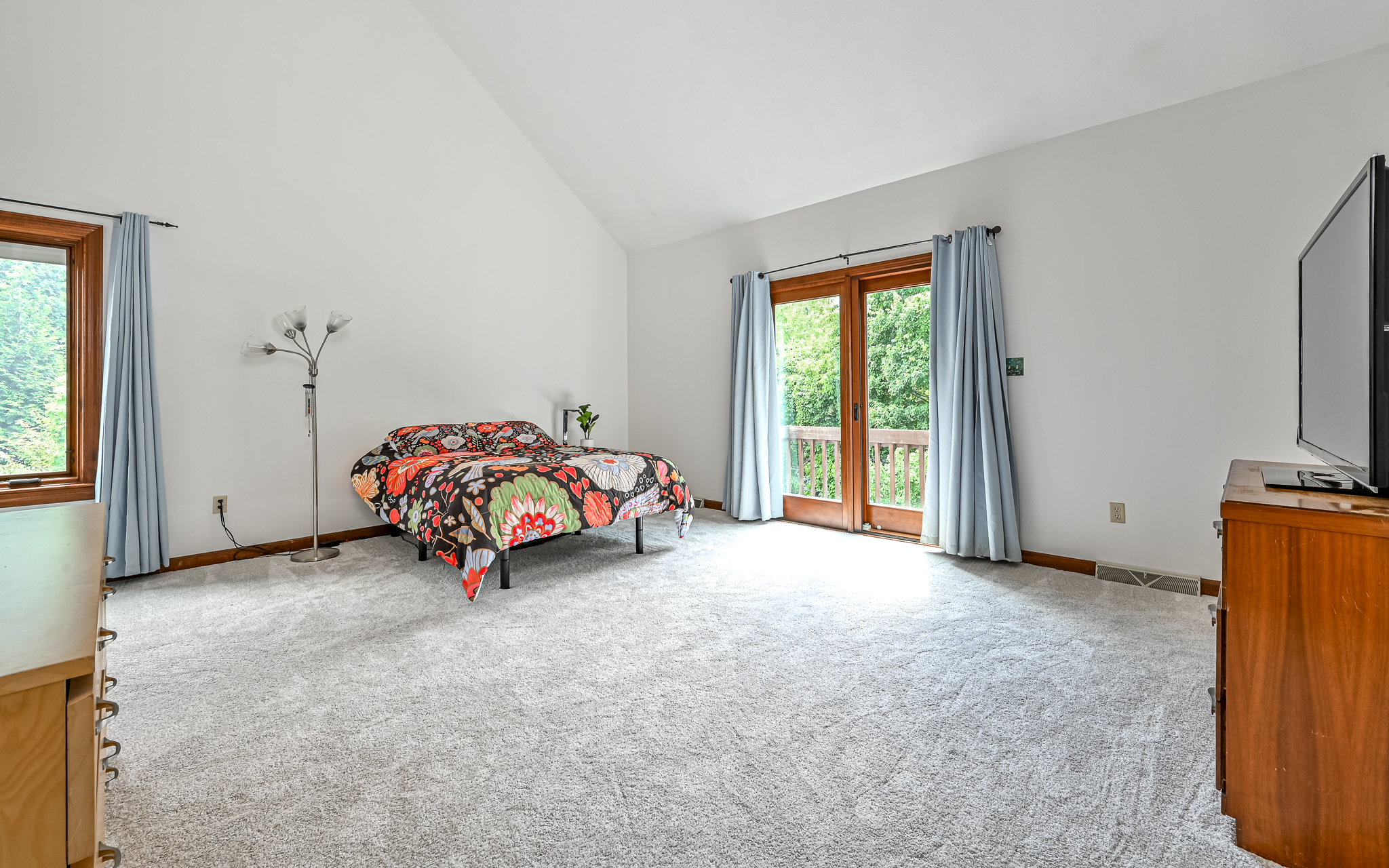  111 Timberwood Drive, Glenshaw, PA 15116 - 物件實景