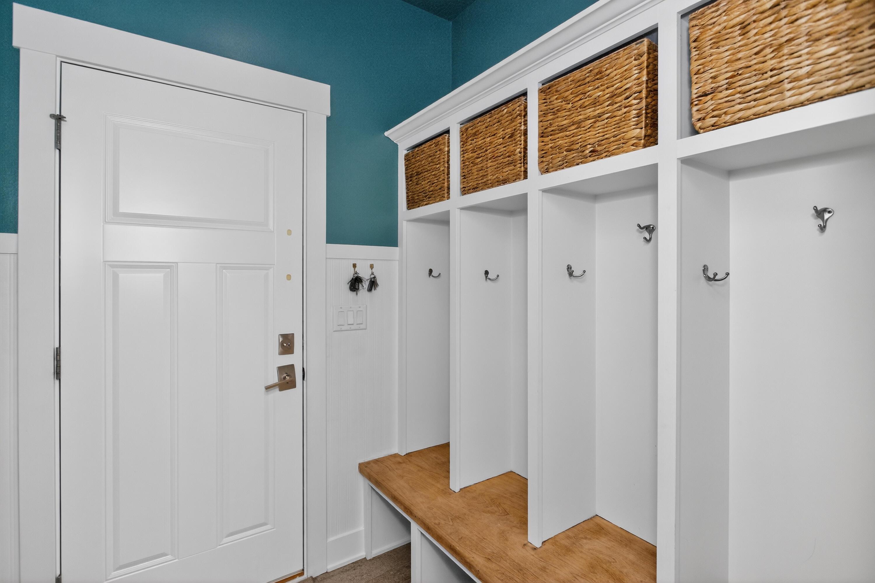 Gilbert, Iowa, 50105, United States, 5 Bedrooms Bedrooms, ,3 BathroomsBathrooms,Residential,For Sale,2008558