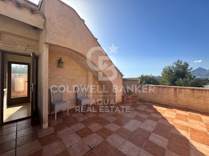 Alicante, Altea, Altea Pueblo Alicante, Altea, Alt, Altea, Comunidad Valenciana, ES, 4 Bedrooms Bedrooms, ,4 BathroomsBathrooms,Residential,For Sale,Alicante, Altea, Altea Pueblo Alicante, Altea, Alt,1675140