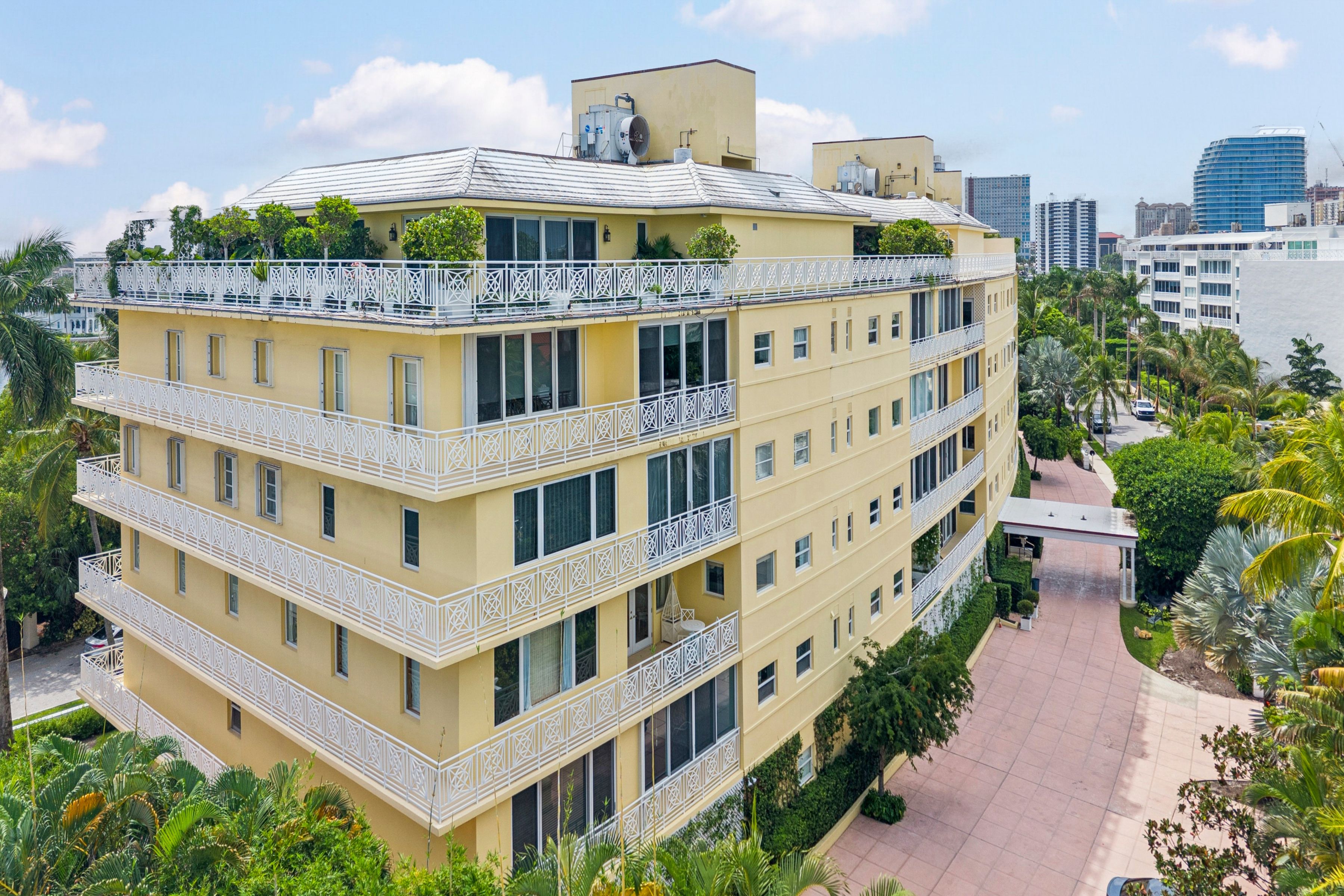  425 Worth Avenue 2F - 物件實景