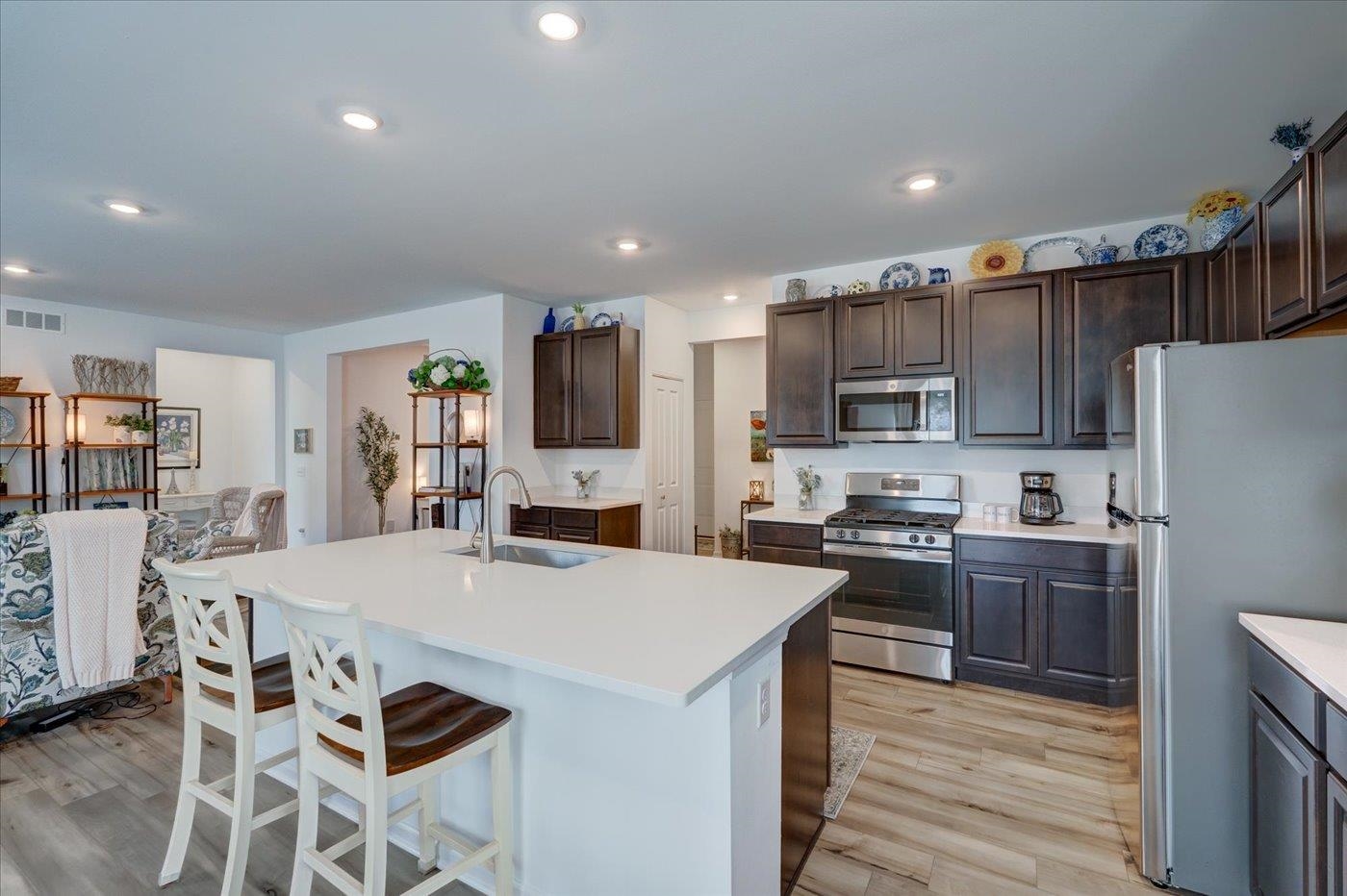 Windsor, Wisconsin, 53598, United States, 3 Bedrooms Bedrooms, ,2 BathroomsBathrooms,Residential,For Sale,1915836