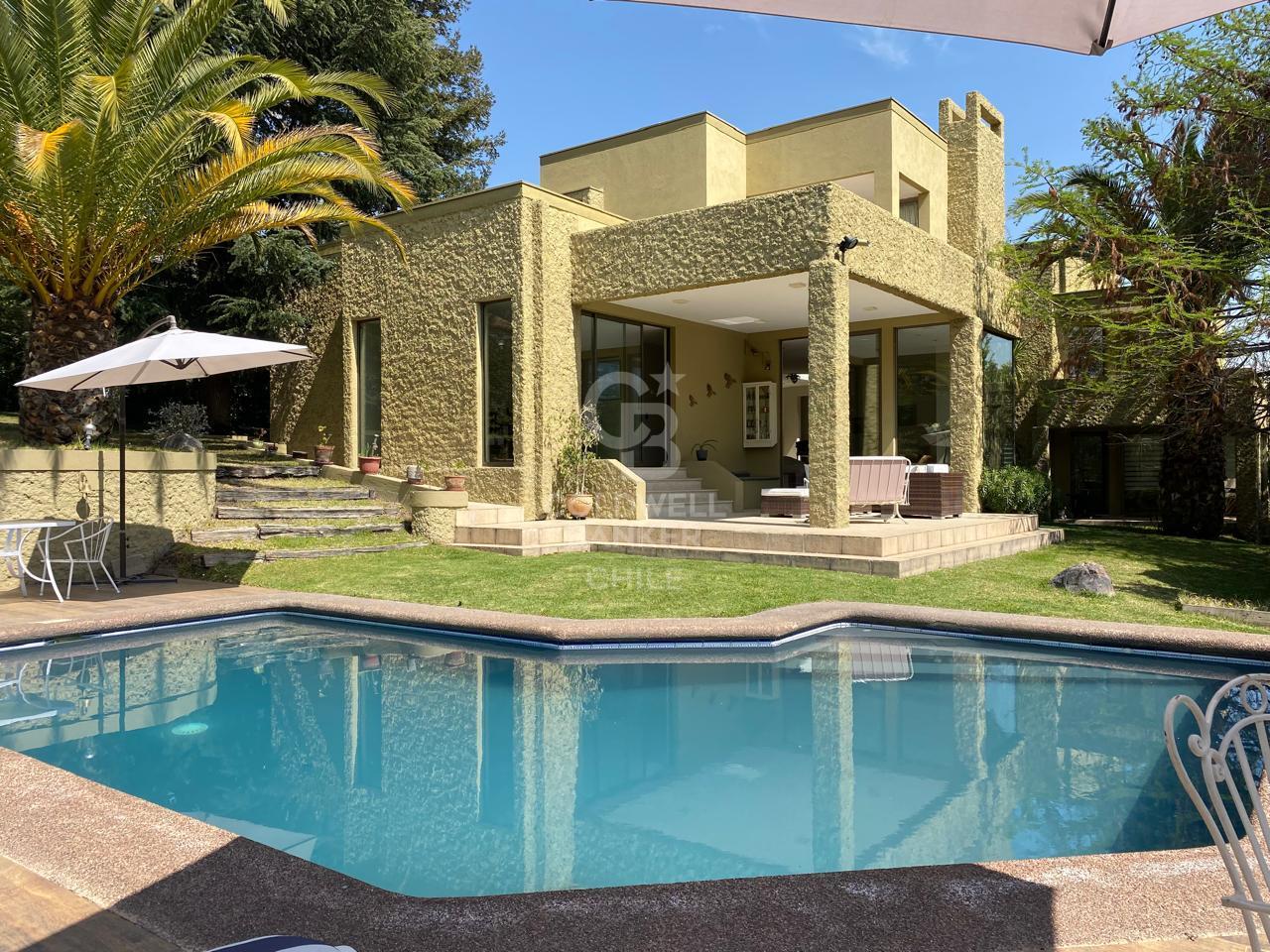 Las Condes, Chile, 5 Bedrooms Bedrooms, ,4 BathroomsBathrooms,Residential,For Sale,1960826