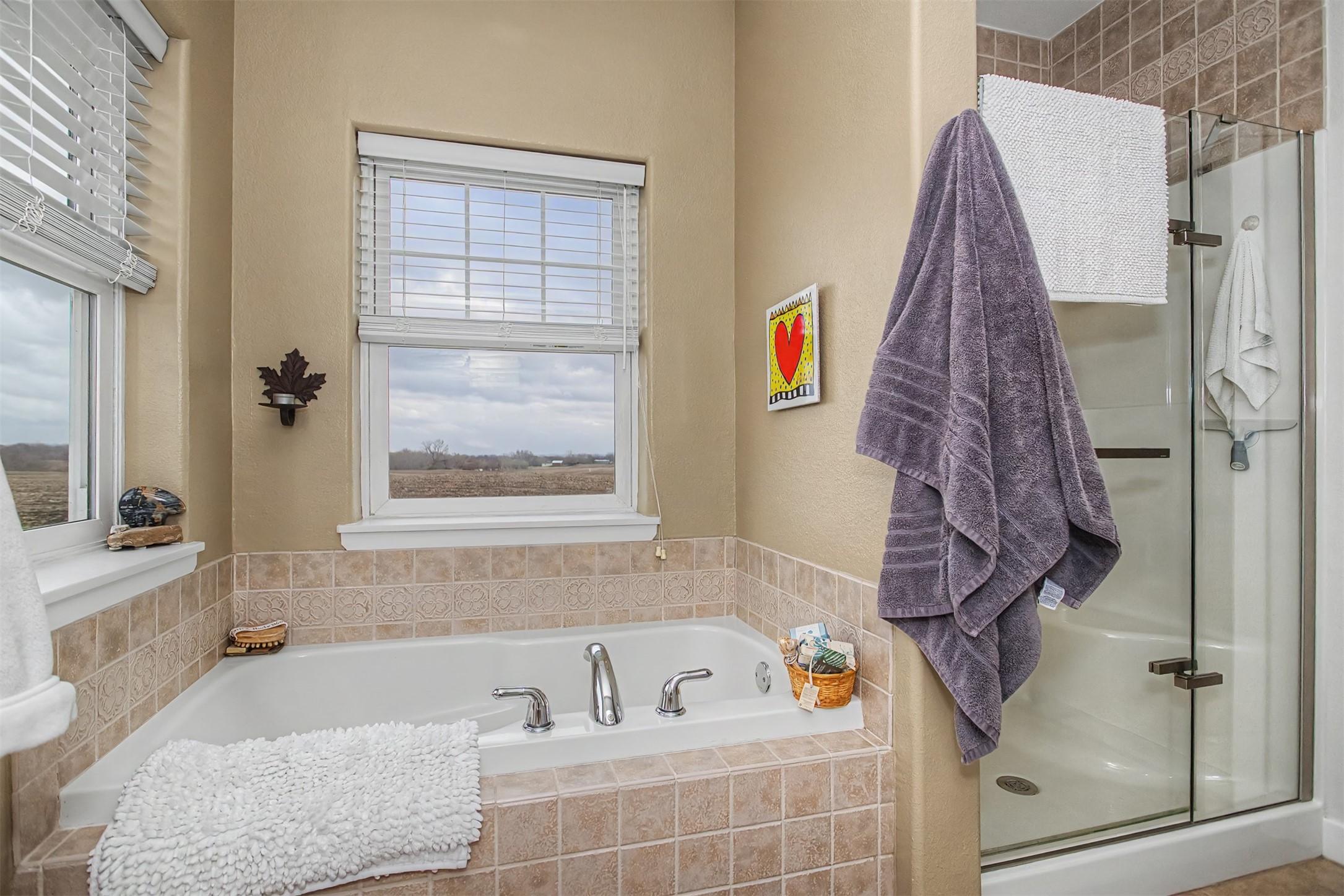 Maxwell, Iowa, 50161, United States, 2 Bedrooms Bedrooms, ,2 BathroomsBathrooms,Residential,For Sale,2037960