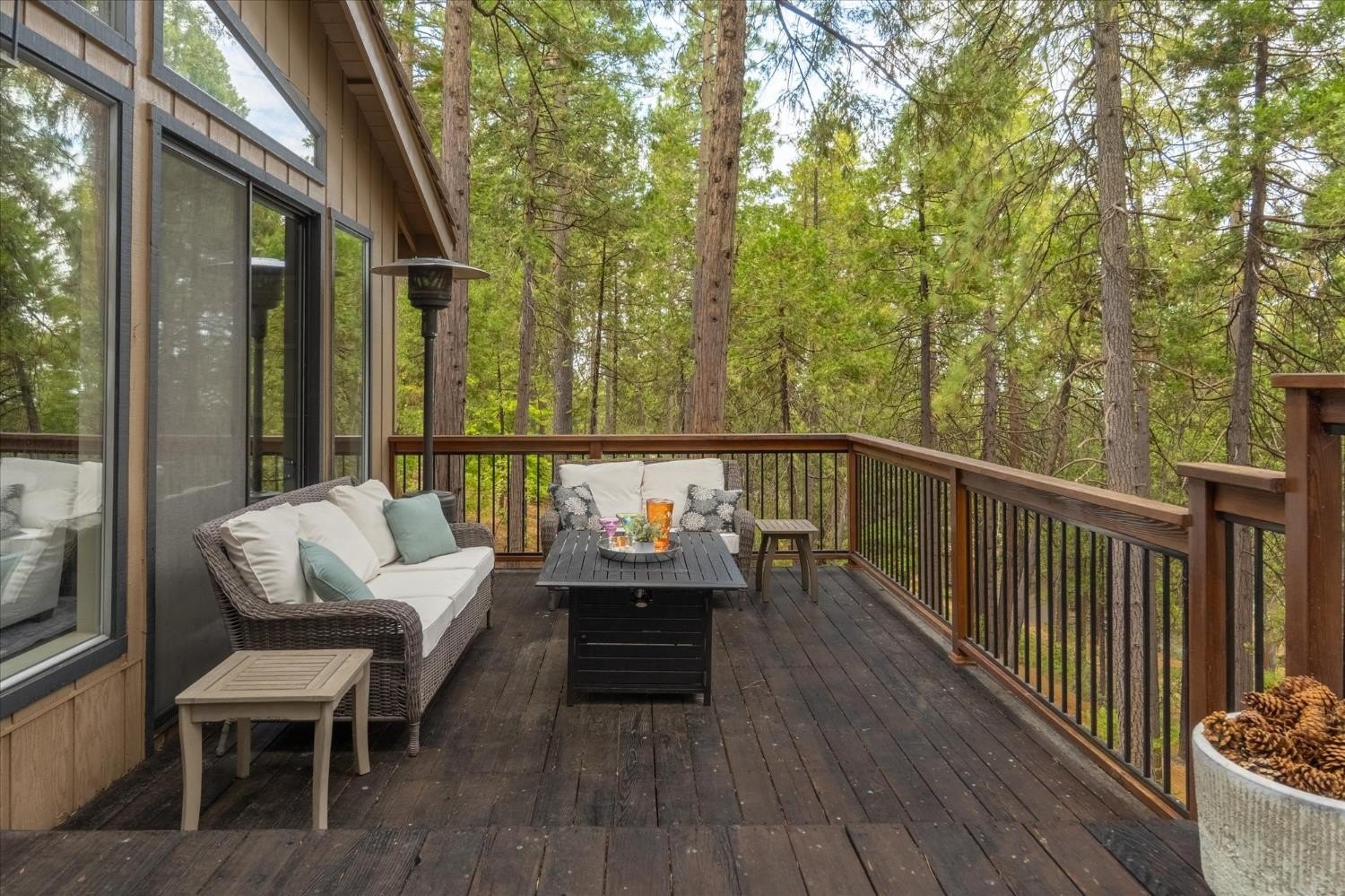 Murphys, California, 95247, United States, 4 Bedrooms Bedrooms, ,3 BathroomsBathrooms,Residential,For Sale,1981649