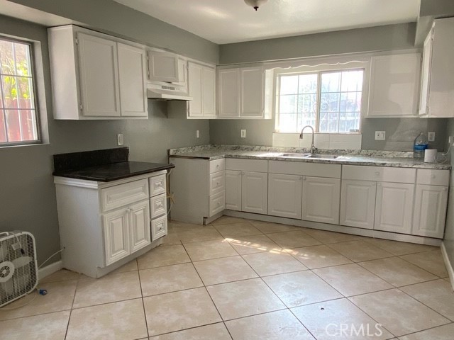 Los Angeles, California, 90002, United States, 3 Bedrooms Bedrooms, ,3 BathroomsBathrooms,Residential,For Sale,1983537