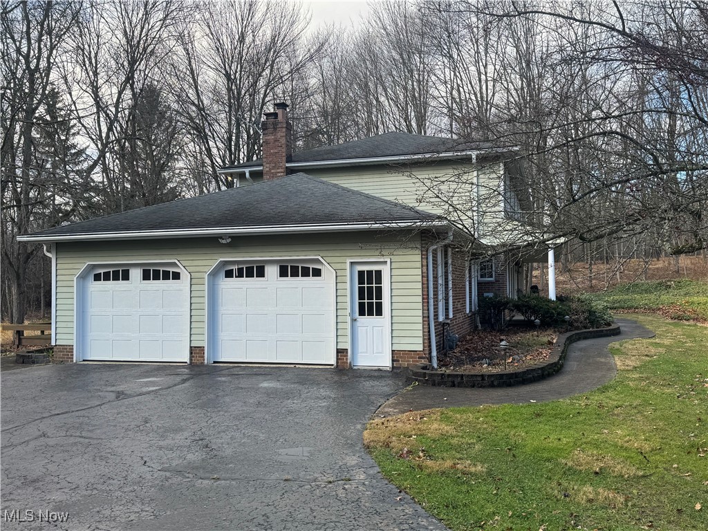 Novelty, Ohio, 44072, United States, 4 Bedrooms Bedrooms, ,3 BathroomsBathrooms,Residential,For Sale,1997729