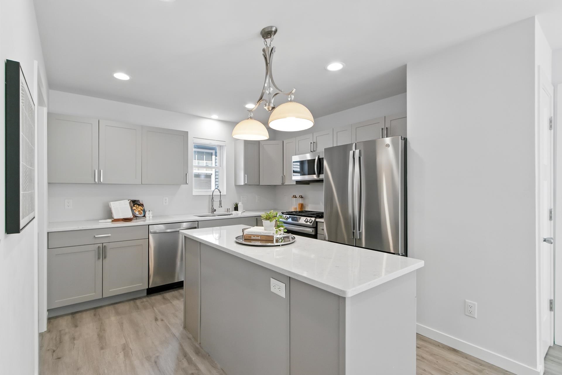 Madison, Wisconsin, 53714, United States, 3 Bedrooms Bedrooms, ,3 BathroomsBathrooms,Residential,For Sale,1941901