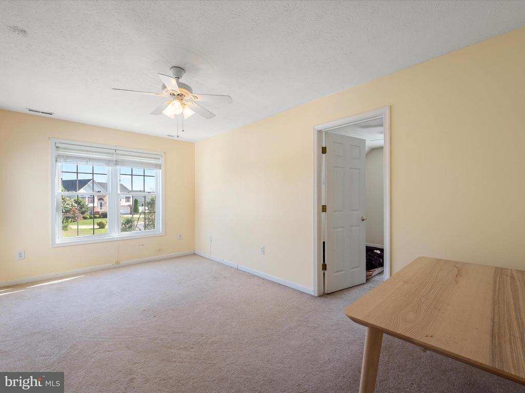 Stephens City, Virginia, 22655, United States, 4 Bedrooms Bedrooms, ,4 BathroomsBathrooms,Residential,For Sale,1905716