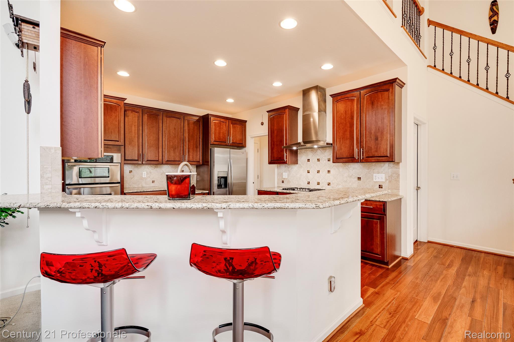 Novi, Michigan, 48374, United States, 4 Bedrooms Bedrooms, ,5 BathroomsBathrooms,Residential,For Sale,1904445