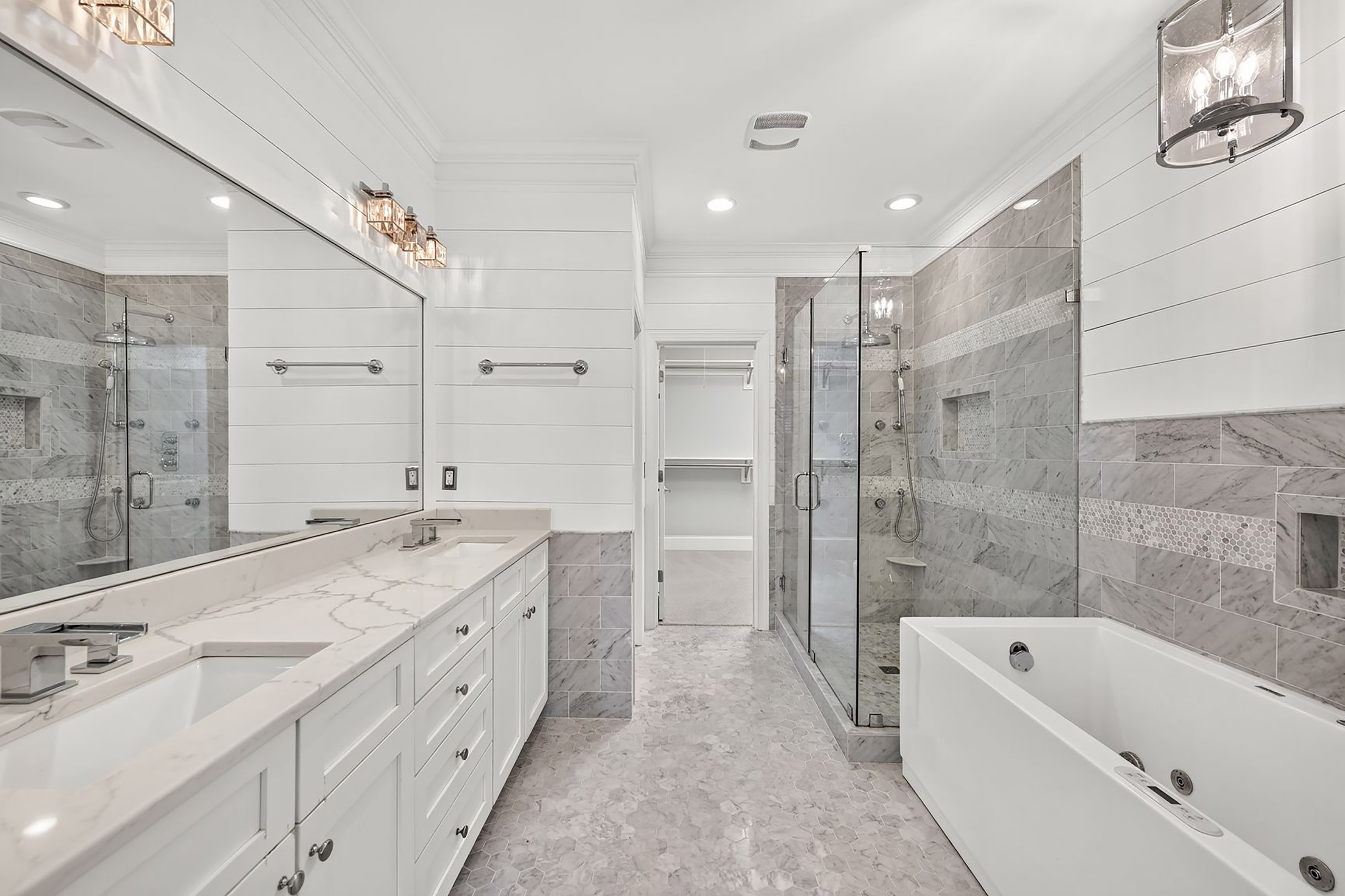  Exquisite Townhome in the Coveted Brownstones at Habersham - 物件實景