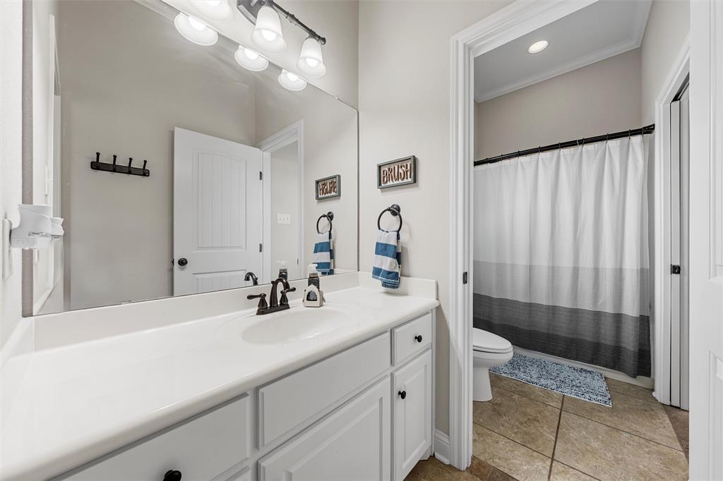 Lorena, Texas, 76655, United States, 4 Bedrooms Bedrooms, ,4 BathroomsBathrooms,Residential,For Sale,1906757