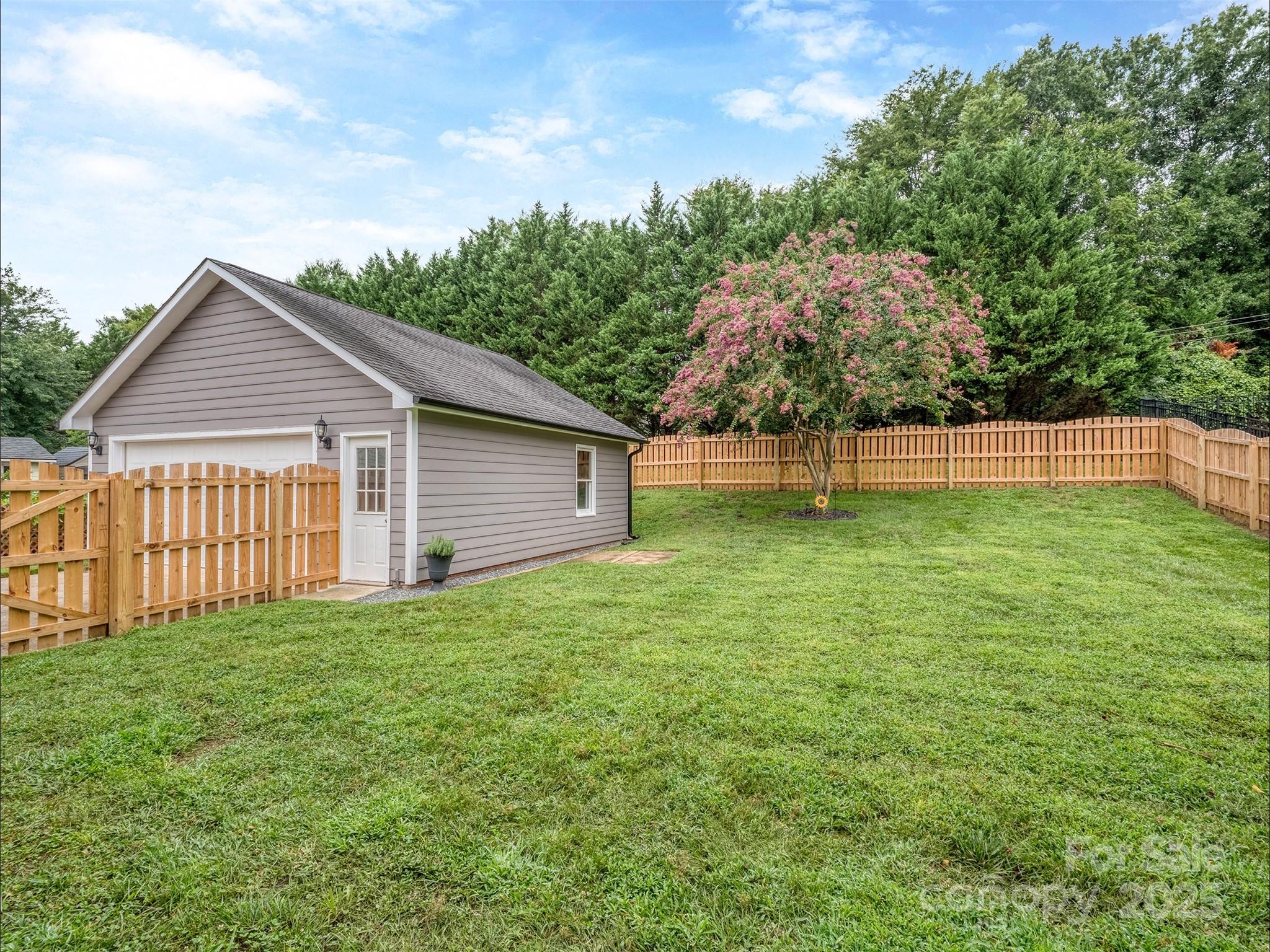 Charlotte, North Carolina, 28277, United States, 4 Bedrooms Bedrooms, ,3 BathroomsBathrooms,Residential,For Sale,1910915