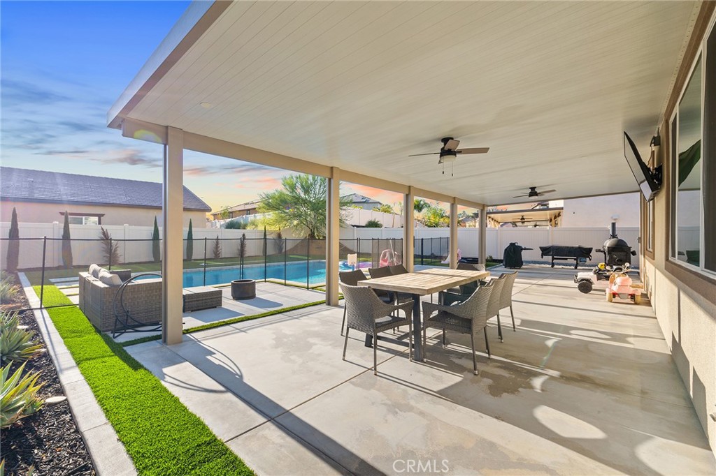 Menifee, California, 92584, United States, 4 Bedrooms Bedrooms, ,3 BathroomsBathrooms,Residential,For Sale,1942234