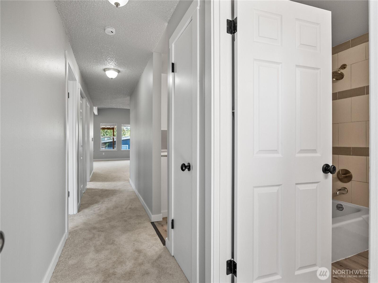 BURIEN, Washington, 98146, United States, 7 Bedrooms Bedrooms, ,4 BathroomsBathrooms,Residential,For Sale,1913581