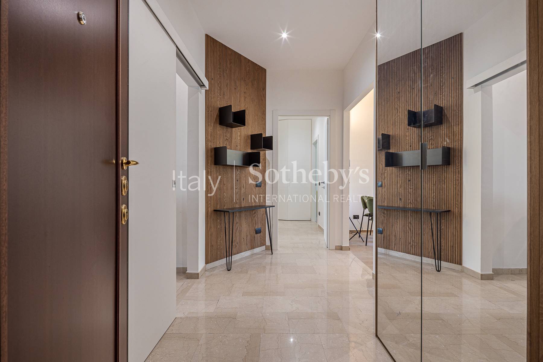  Move-In Ready Apartment Just Steps from the Duomo - 物件實景