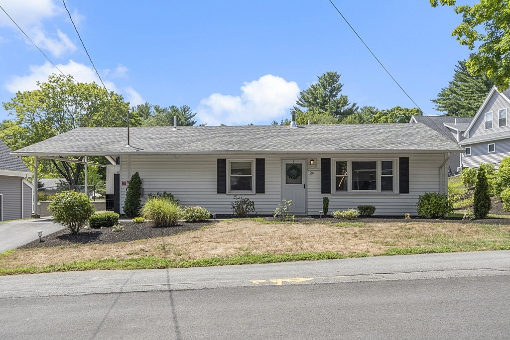 24 Lewis Rd Unit 11, Bedford, Massachusetts, 01730, United States, 3 Bedrooms Bedrooms, ,2 BathroomsBathrooms,Residential,For Sale,24 Lewis Rd Unit 11,1663770