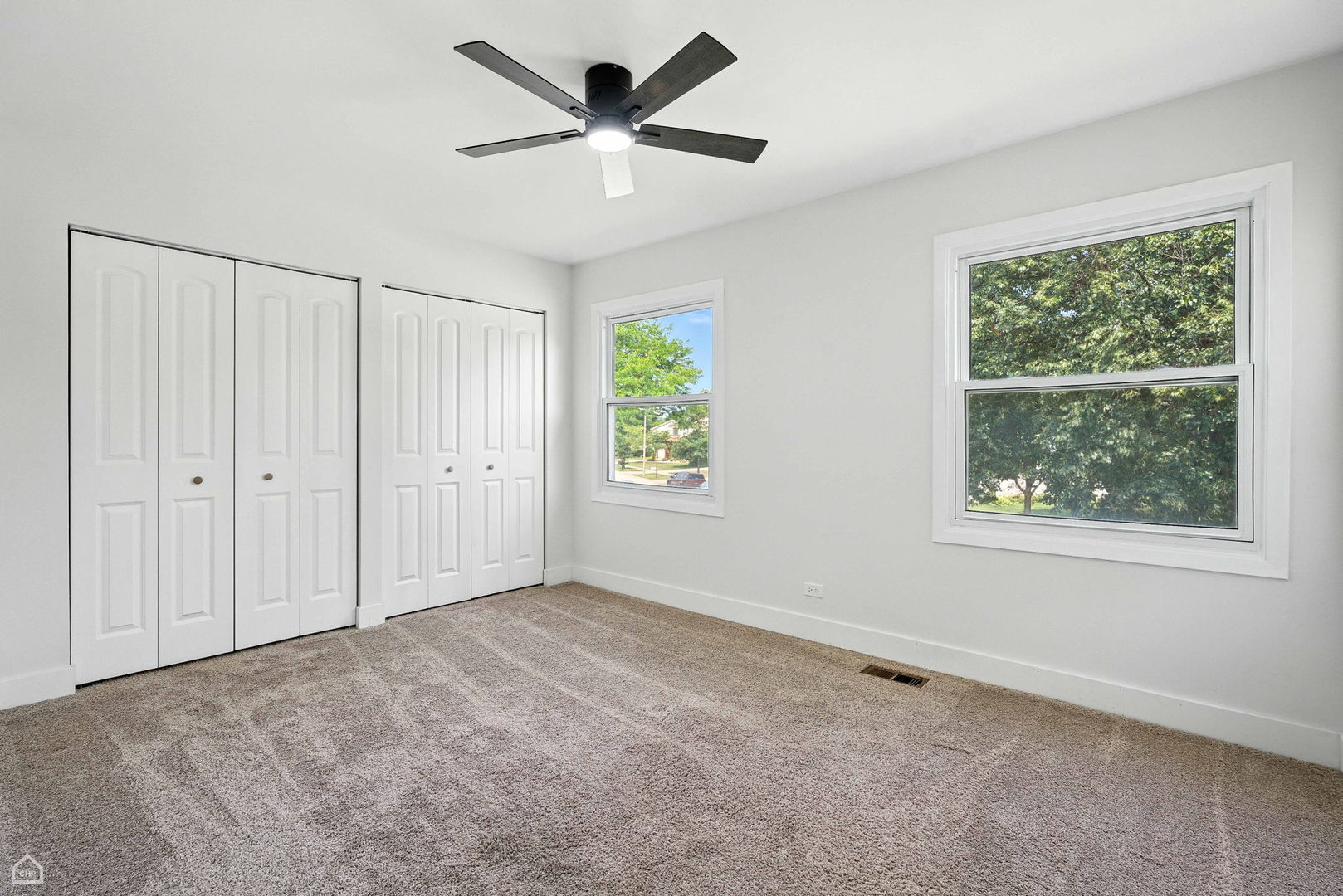 Buffalo Grove, Illinois, 60089, United States, 4 Bedrooms Bedrooms, ,3 BathroomsBathrooms,Residential,For Sale,1911732