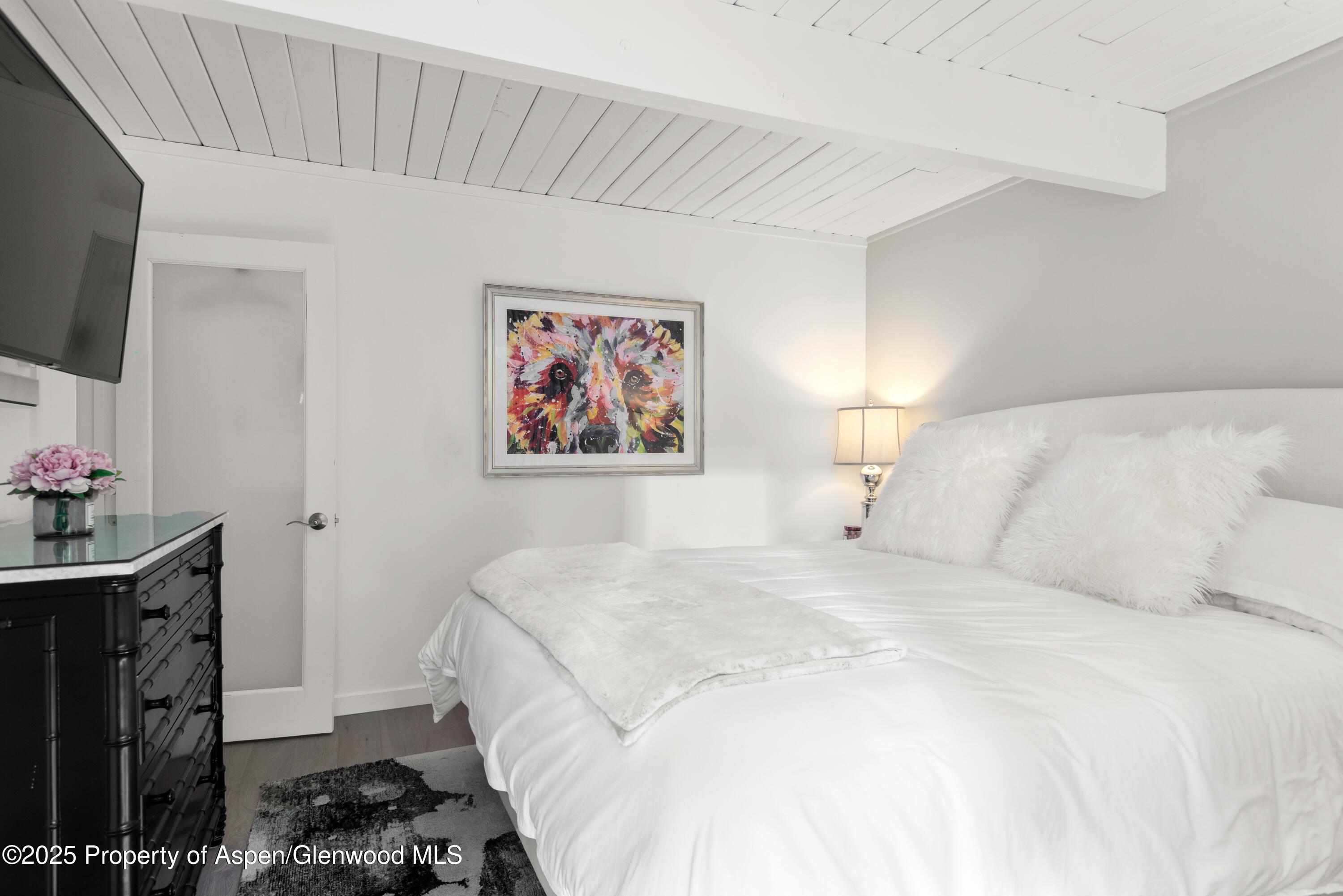 Aspen, Colorado, 81611, United States, 2 Bedrooms Bedrooms, ,1 BathroomBathrooms,Residential,For Sale,1826750