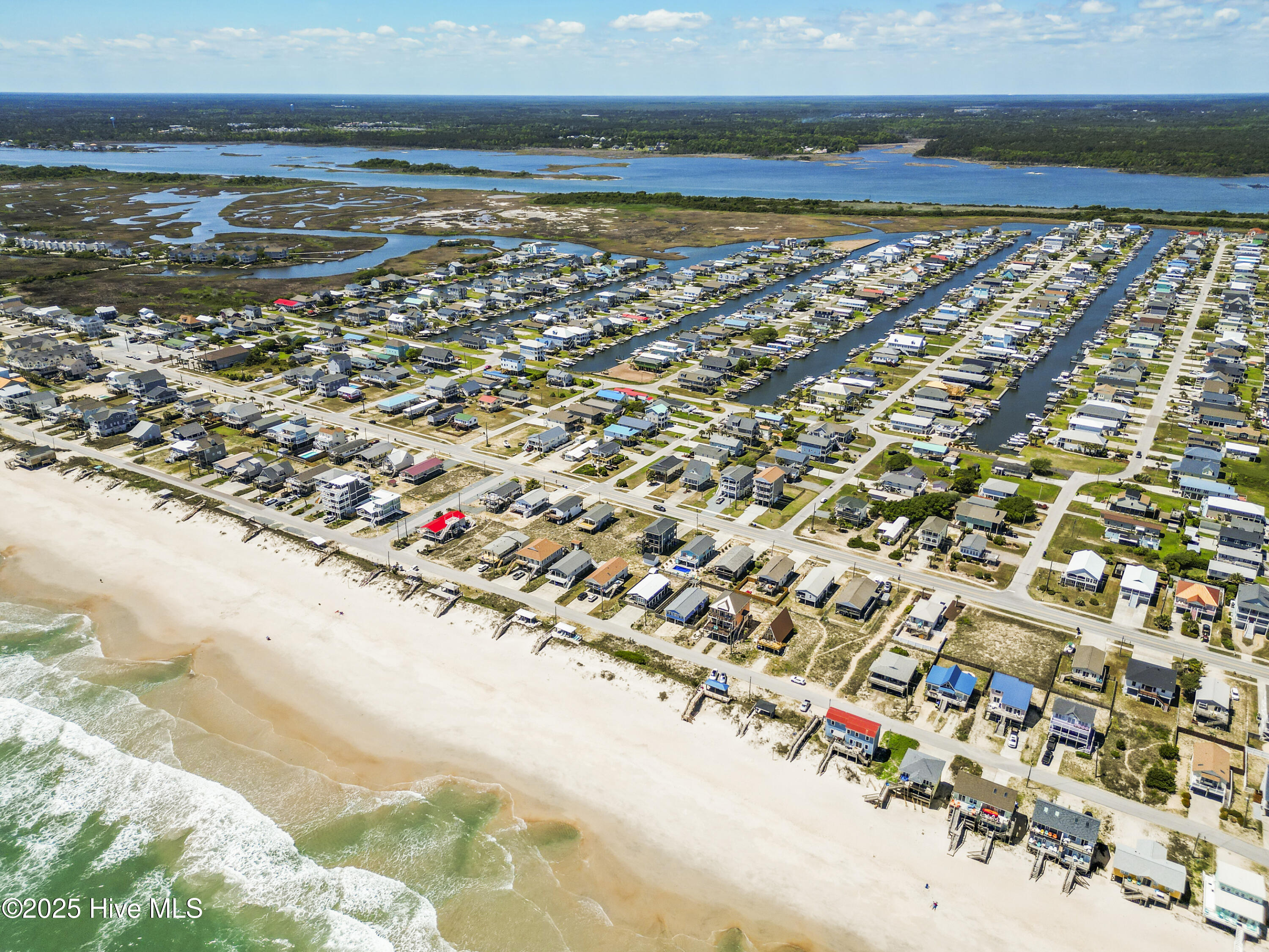 Surf City, North Carolina, 28445, United States, 3 Bedrooms Bedrooms, ,2 BathroomsBathrooms,Residential,For Sale,1794333