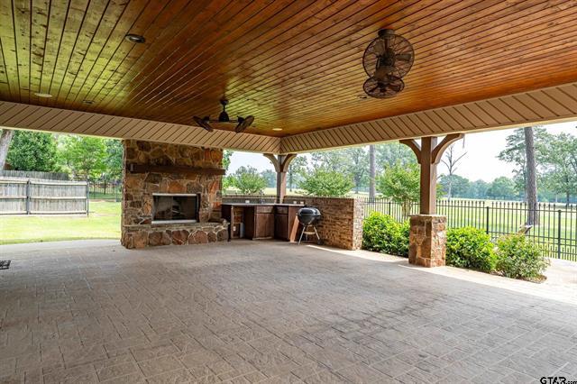 Gilmer, Texas, 75644, United States, 4 Bedrooms Bedrooms, ,4 BathroomsBathrooms,Residential,For Sale,1928060