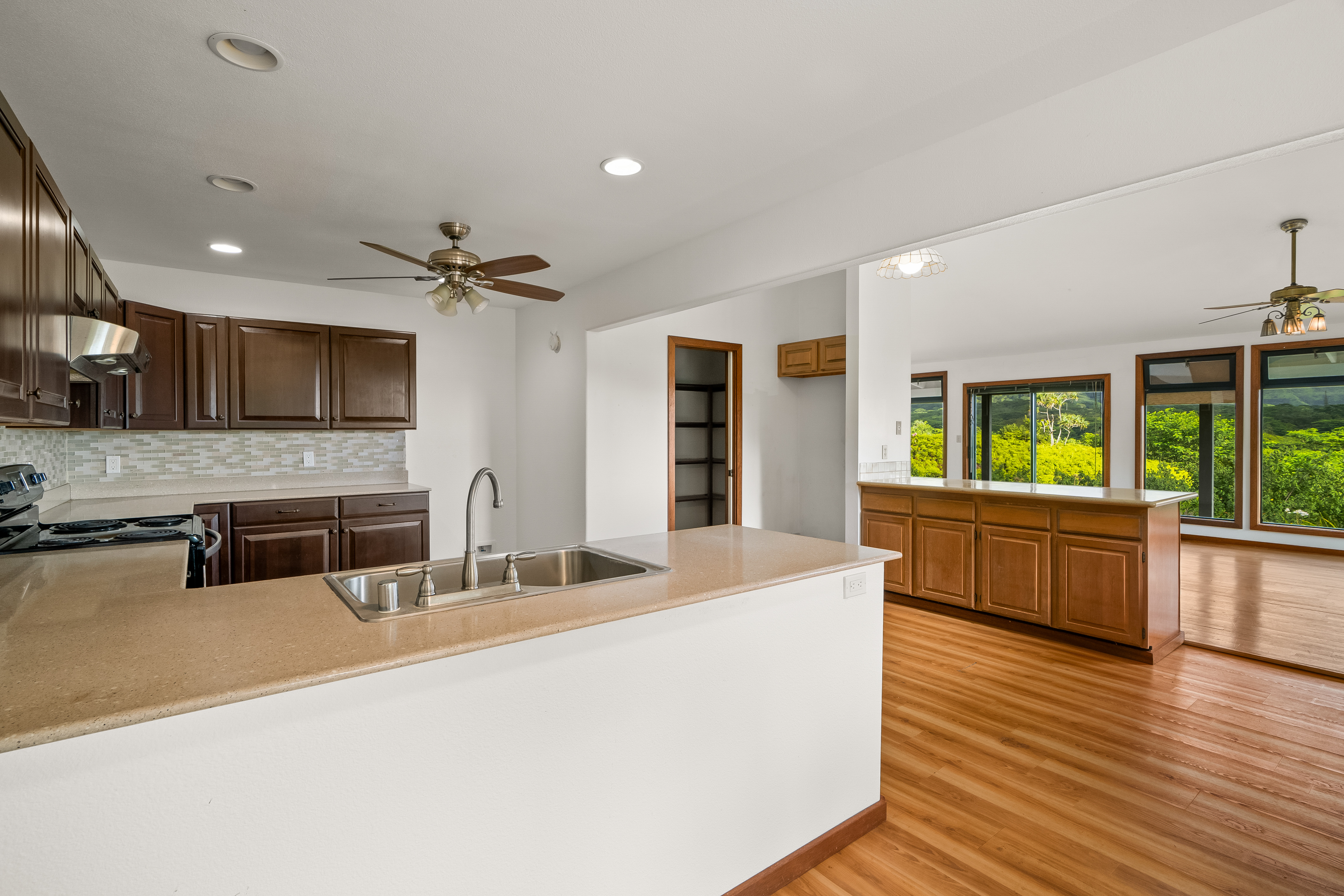 Kapaa, Hawaii, 96746, United States, 4 Bedrooms Bedrooms, ,4 BathroomsBathrooms,Residential,For Sale,1988200