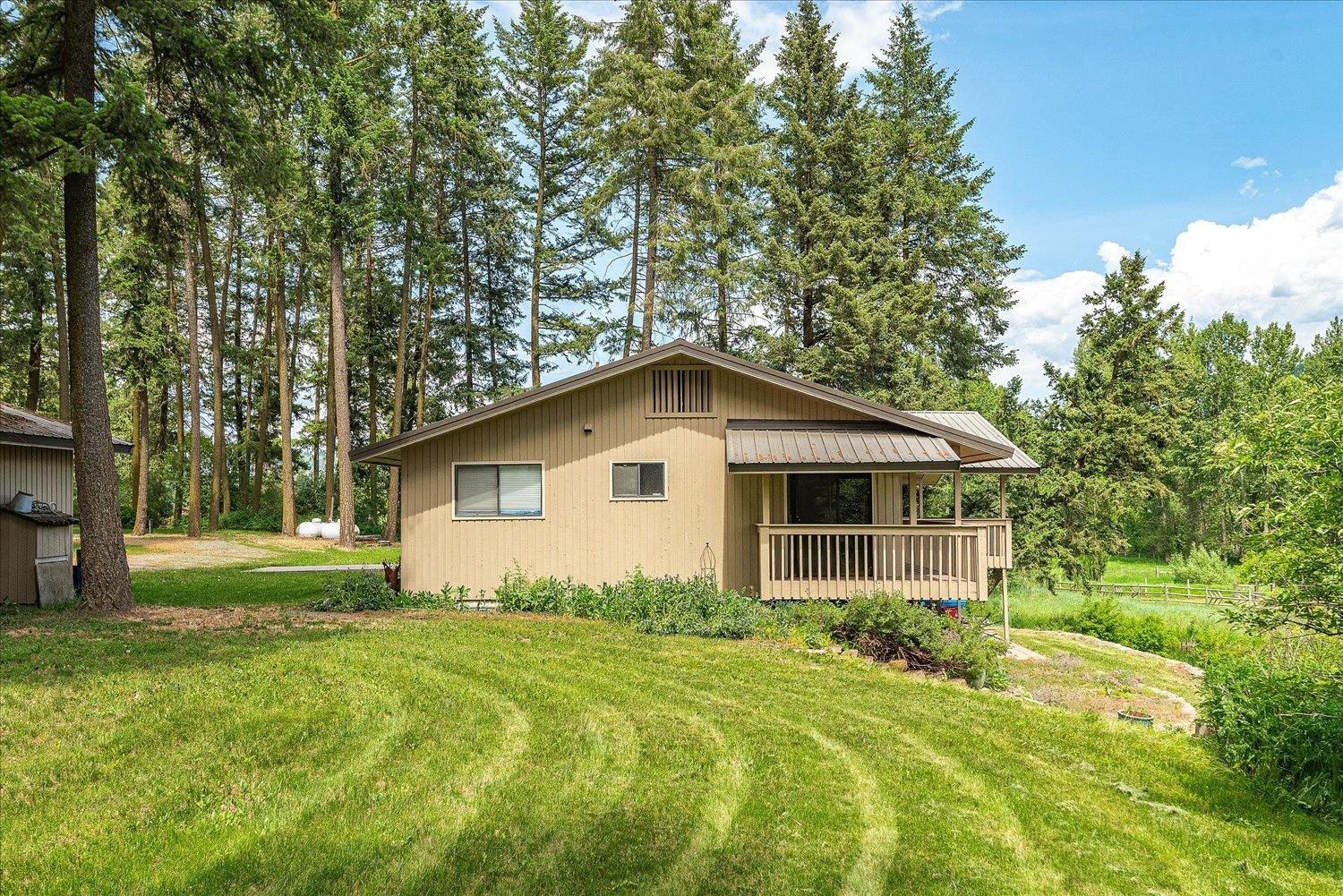 Colville, Washington, 99114, United States, 5 Bedrooms Bedrooms, ,3 BathroomsBathrooms,Residential,For Sale,2049319