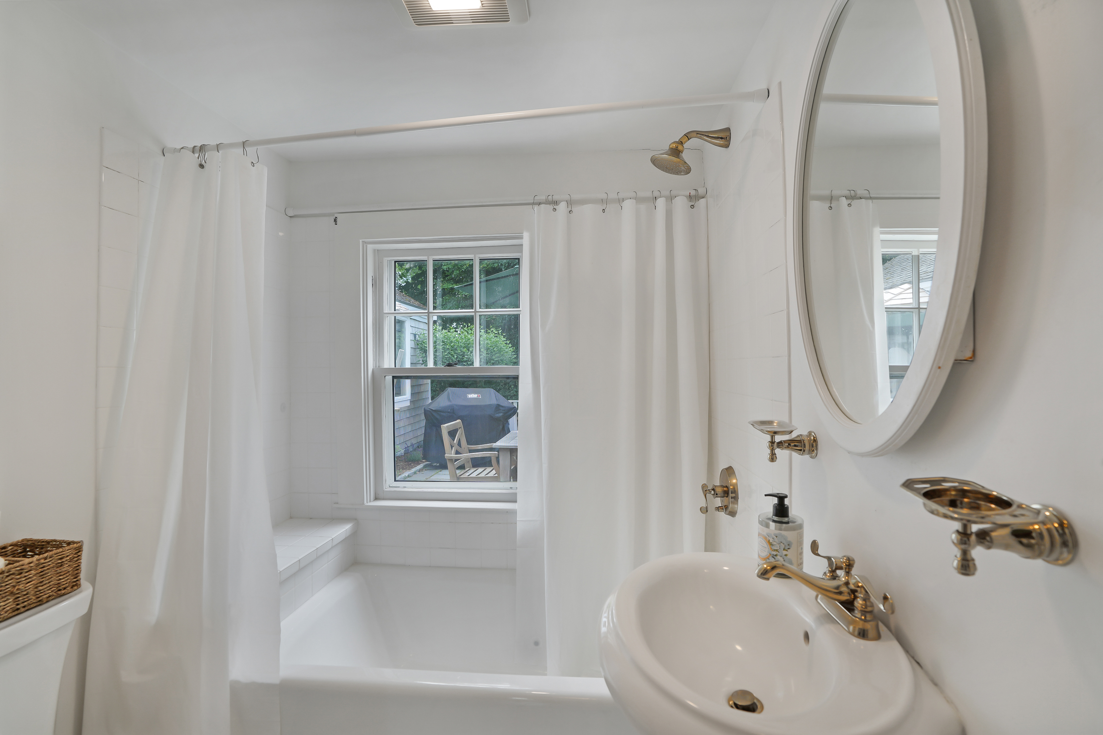  Historic Elegance Meets Modern Luxury in Vineyard Haven - 物件實景