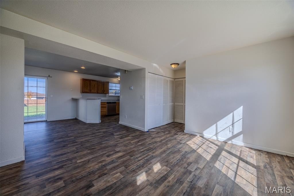 Lebanon, Missouri, 65536, United States, ,Residential,For Sale,1990490