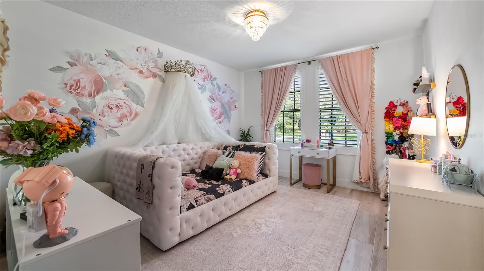 CLERMONT, Florida, 34711, United States, 5 Bedrooms Bedrooms, ,5 BathroomsBathrooms,Residential,For Sale,1794342