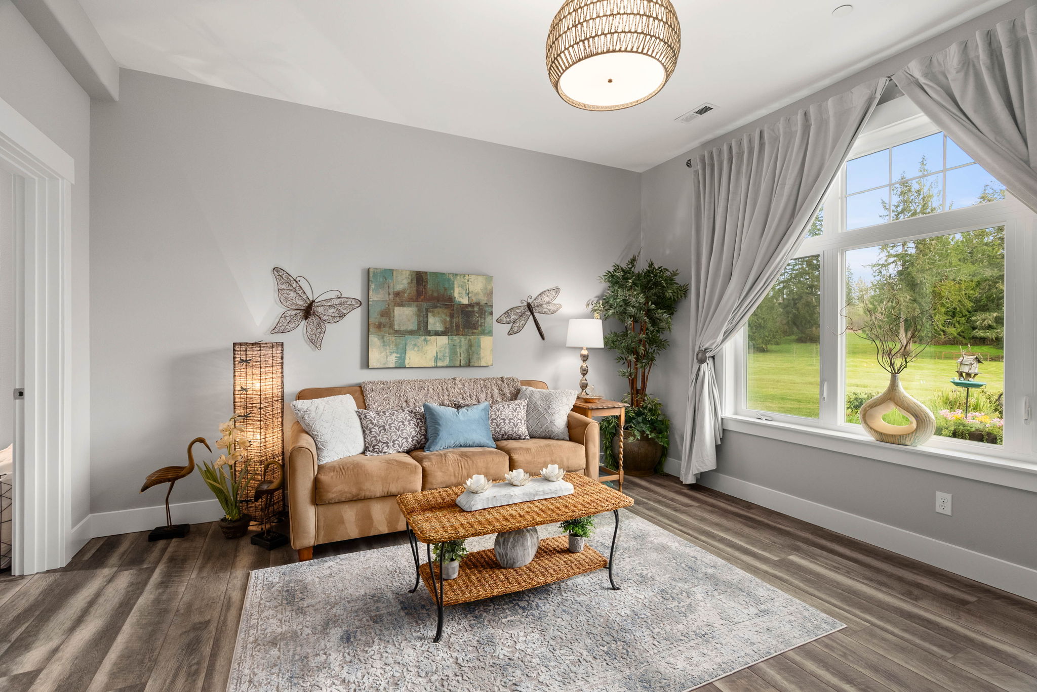  311 Cornwall Rd Nw - 物件實景