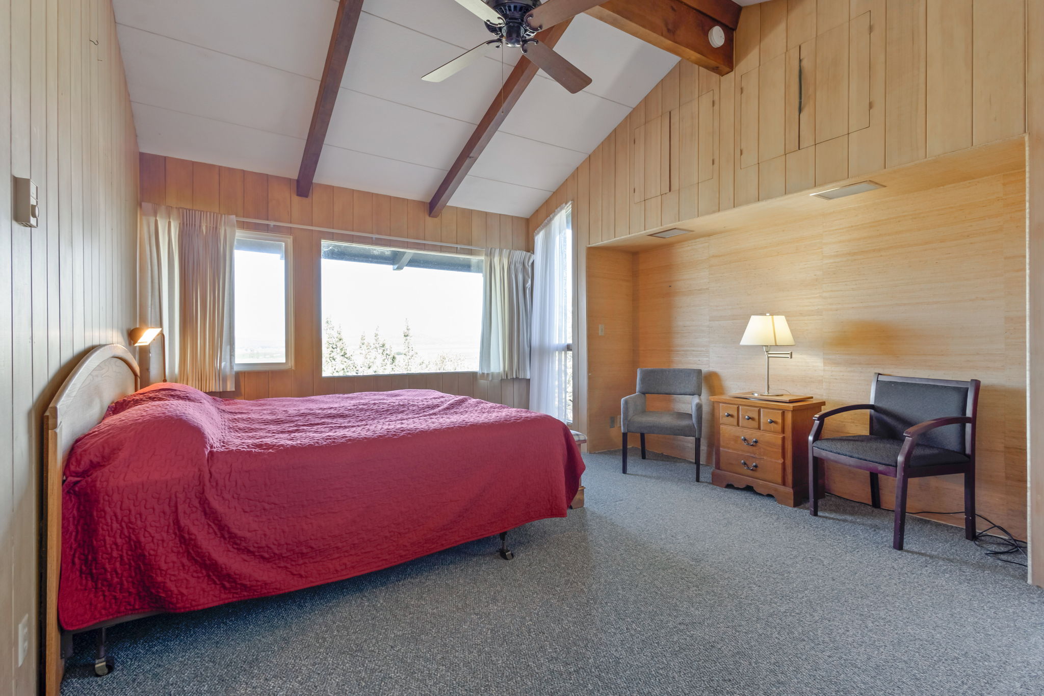 Prineville, Oregon, 97754, United States, 3 Bedrooms Bedrooms, ,2 BathroomsBathrooms,Residential,For Sale,1919423