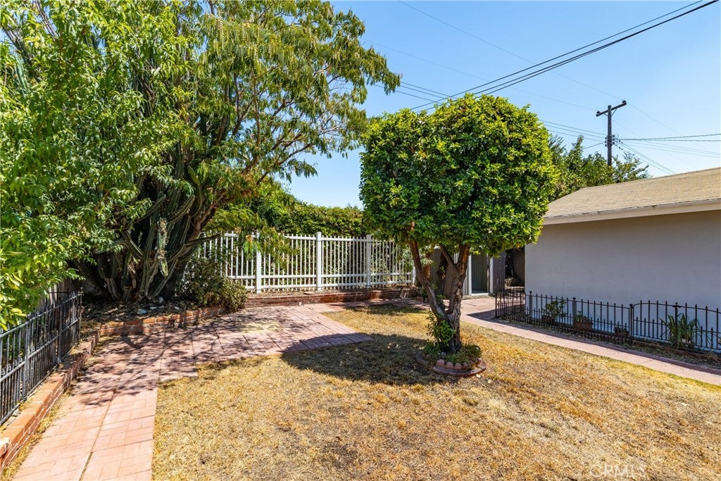 San Bernardino, California, 92404, United States, 3 Bedrooms Bedrooms, ,2 BathroomsBathrooms,Residential,For Sale,1927844