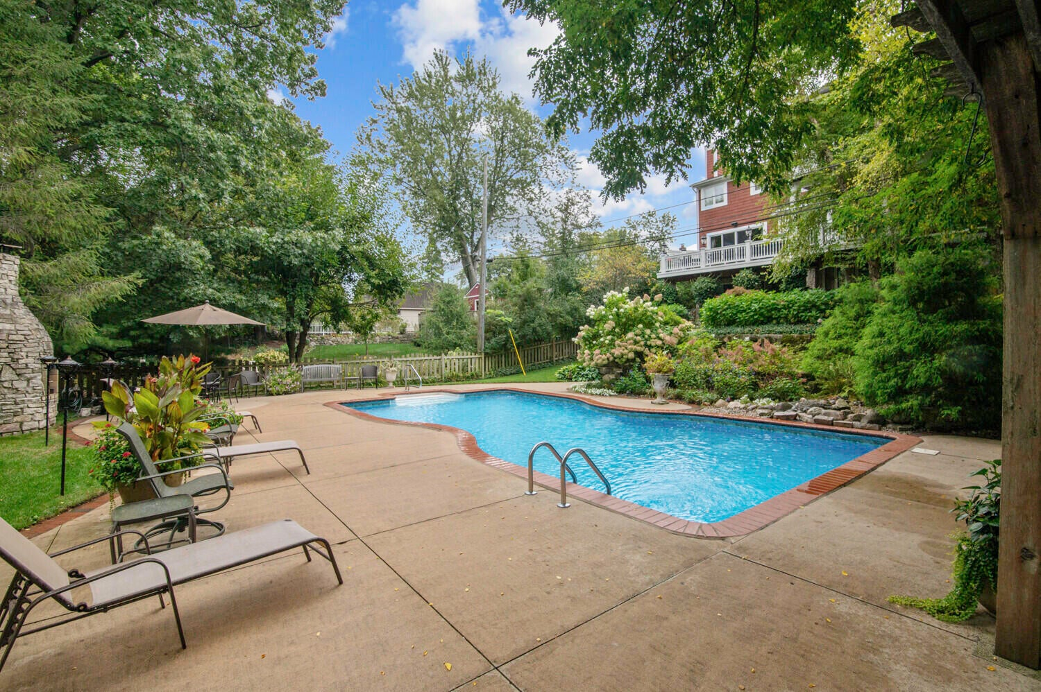 Northville, Michigan, 48167, United States, 4 Bedrooms Bedrooms, ,7 BathroomsBathrooms,Residential,For Sale,1991928