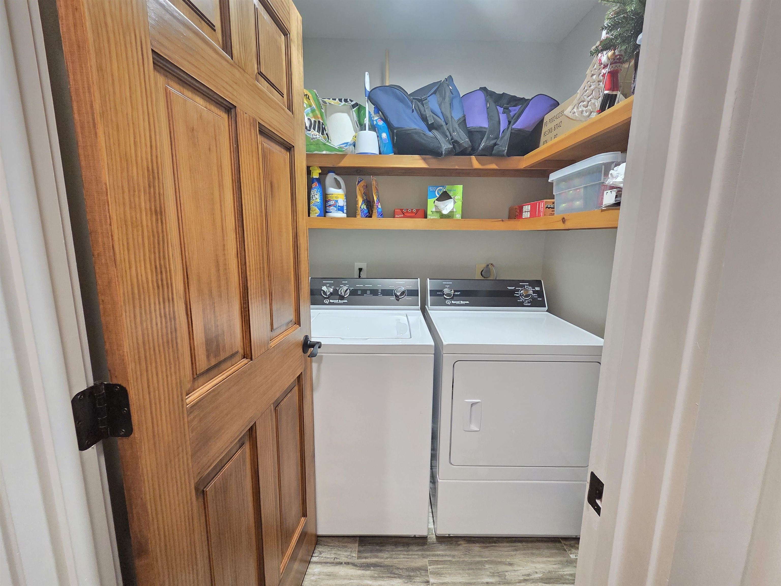 Lincoln, New Hampshire, 03251, United States, 3 Bedrooms Bedrooms, ,2 BathroomsBathrooms,Residential,For Sale,1987969