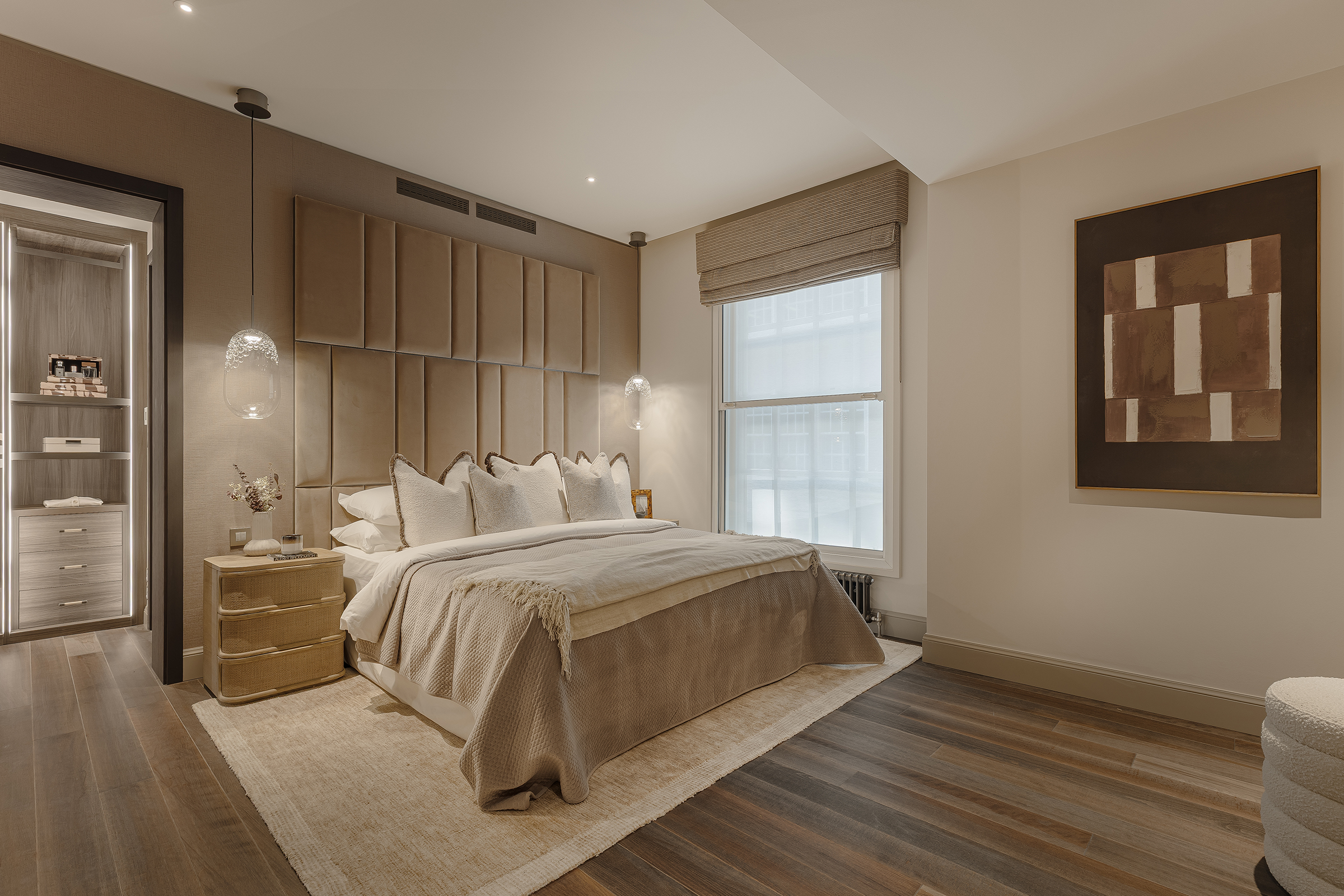  Turnkey Three-Bedroom Apartment in Mayfair - 物件實景