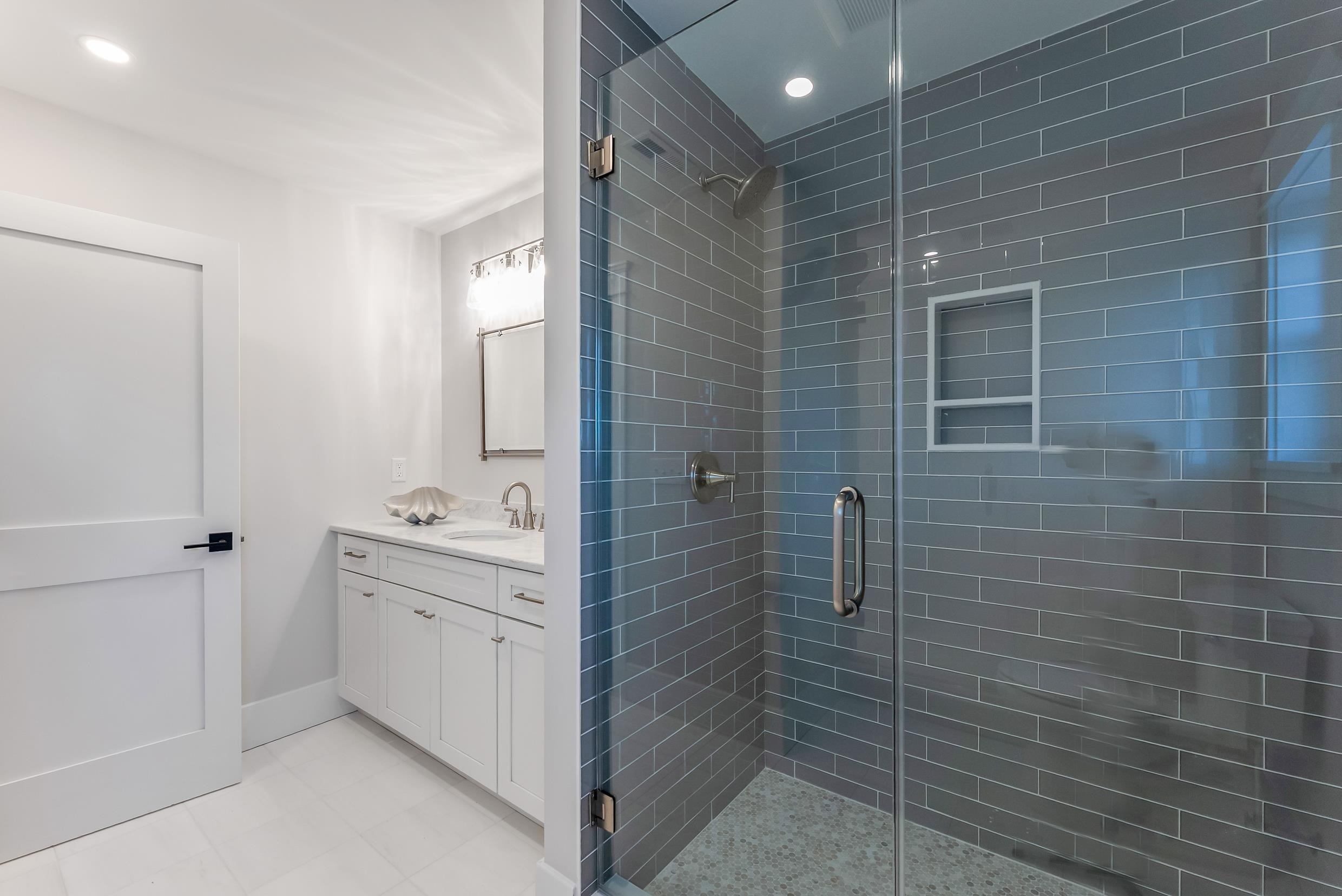 North Wildwood, New Jersey, 08260, United States, 5 Bedrooms Bedrooms, ,4 BathroomsBathrooms,Residential,For Sale,1977306