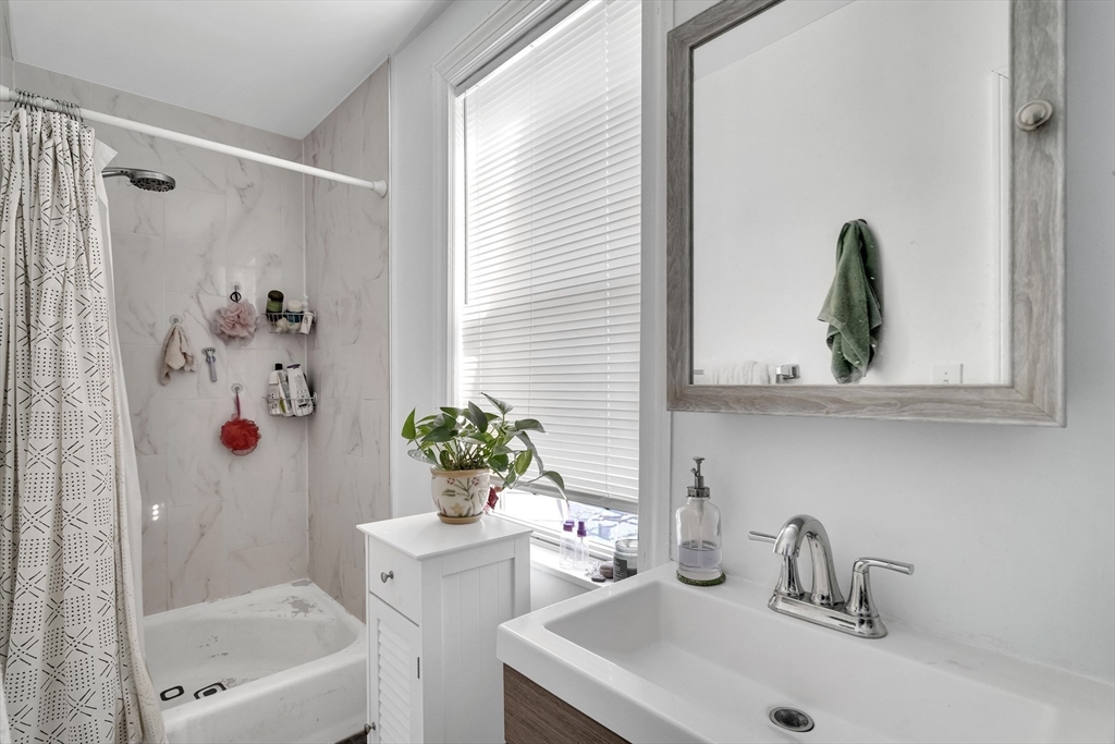 Boston, Massachusetts, 02135, United States, 9 Bedrooms Bedrooms, ,3 BathroomsBathrooms,Residential,For Sale,1896831