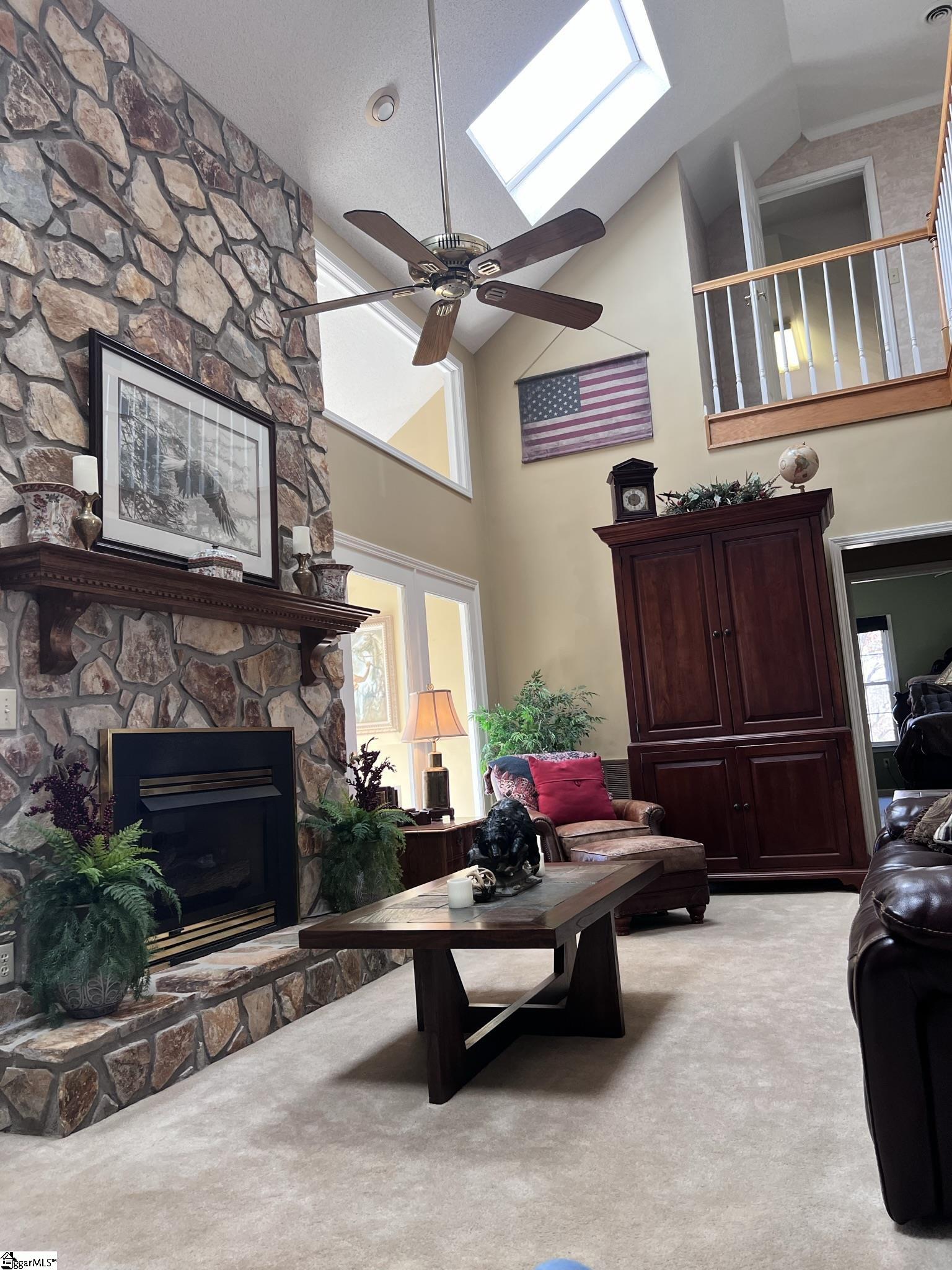 Pickens, South Carolina, 29671, United States, 4 Bedrooms Bedrooms, ,4 BathroomsBathrooms,Residential,For Sale,1975286