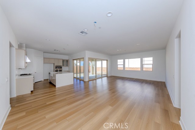 Corona, California, 92883, United States, 3 Bedrooms Bedrooms, ,3 BathroomsBathrooms,Residential,For Sale,1920485