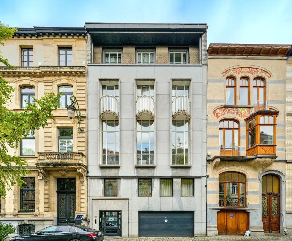 Ixelles, 1050, BE, 5 Bedrooms Bedrooms, ,4 BathroomsBathrooms,Residential,For Sale,2002272