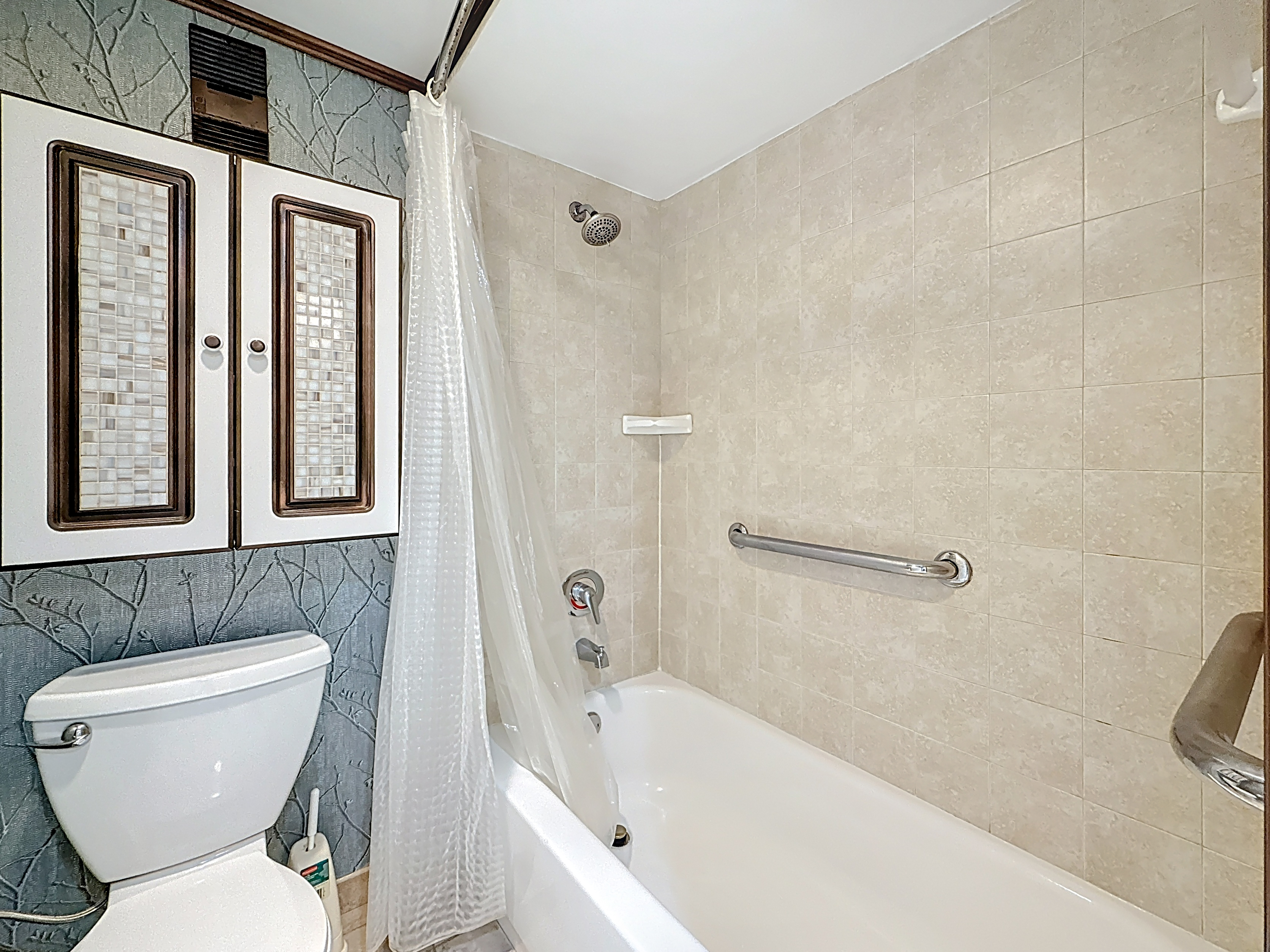 Treasure Island, Florida, 33706, United States, 3 Bedrooms Bedrooms, ,3 BathroomsBathrooms,Residential,For Sale,1983307