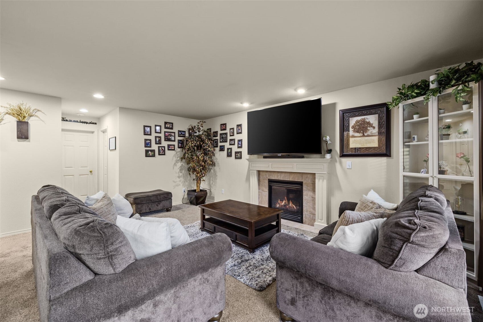 Burlington, Washington, 98233, United States, 4 Bedrooms Bedrooms, ,3 BathroomsBathrooms,Residential,For Sale,1987106