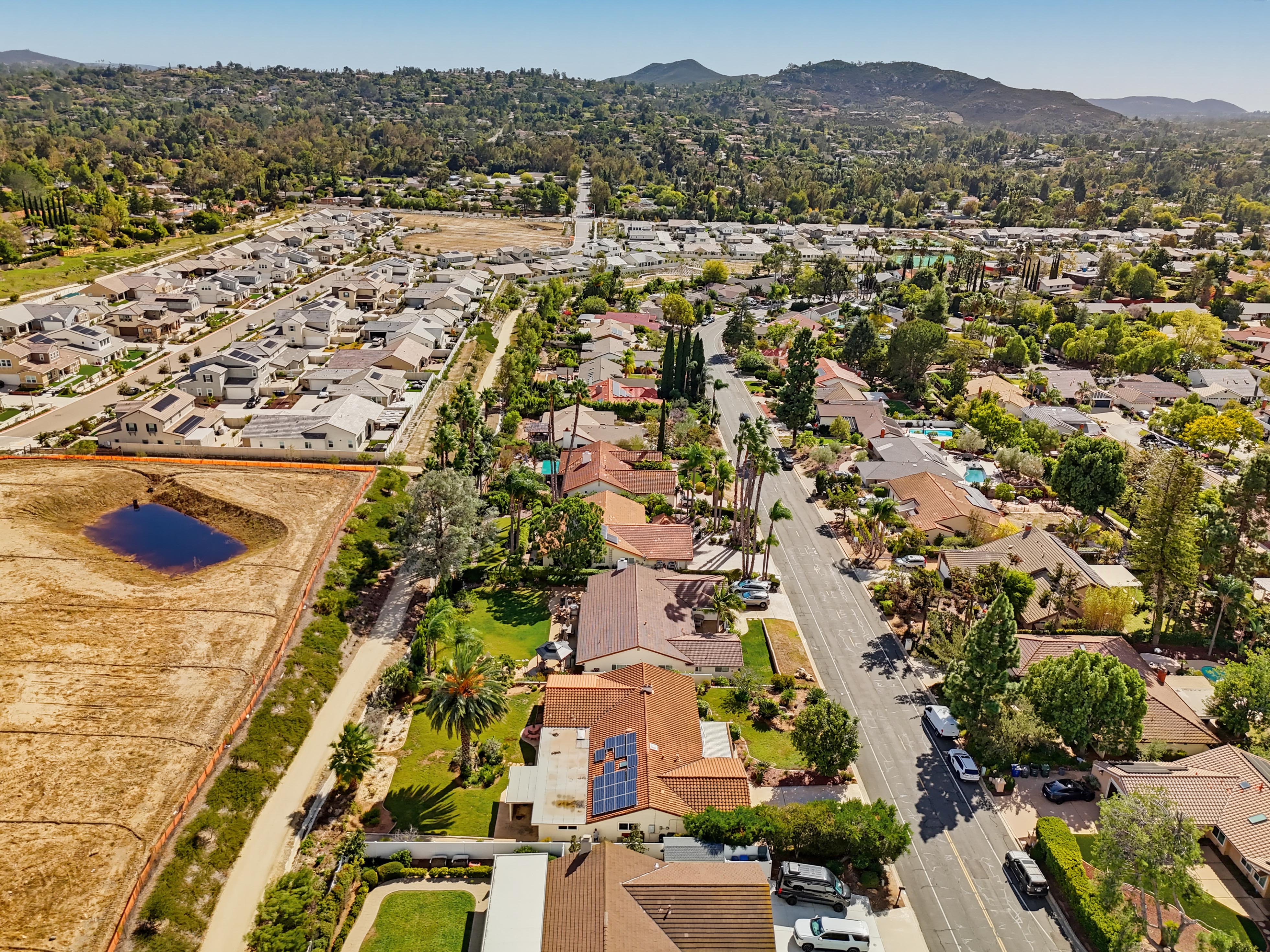  17253 Saint Andrews Drive, Poway, CA 92064 - 物件實景