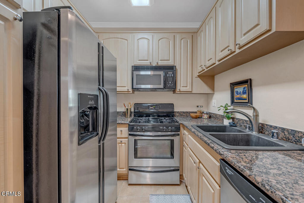 Pasadena, California, 91101, United States, 1 Bedroom Bedrooms, ,1 BathroomBathrooms,Residential,For Sale,1903798