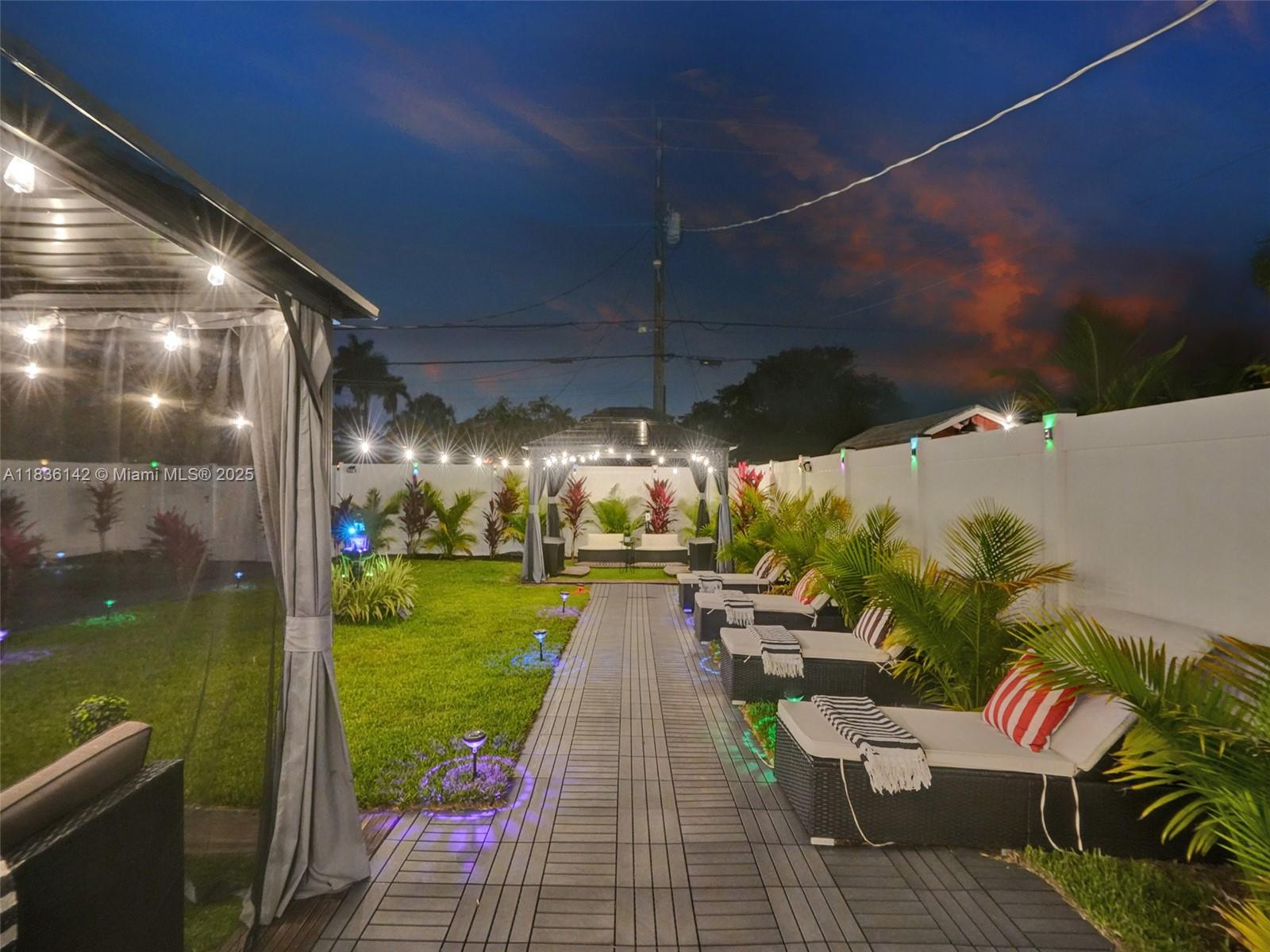 Hollywood, Florida, 33019, United States, 3 Bedrooms Bedrooms, ,2 BathroomsBathrooms,Residential,For Sale,1898660