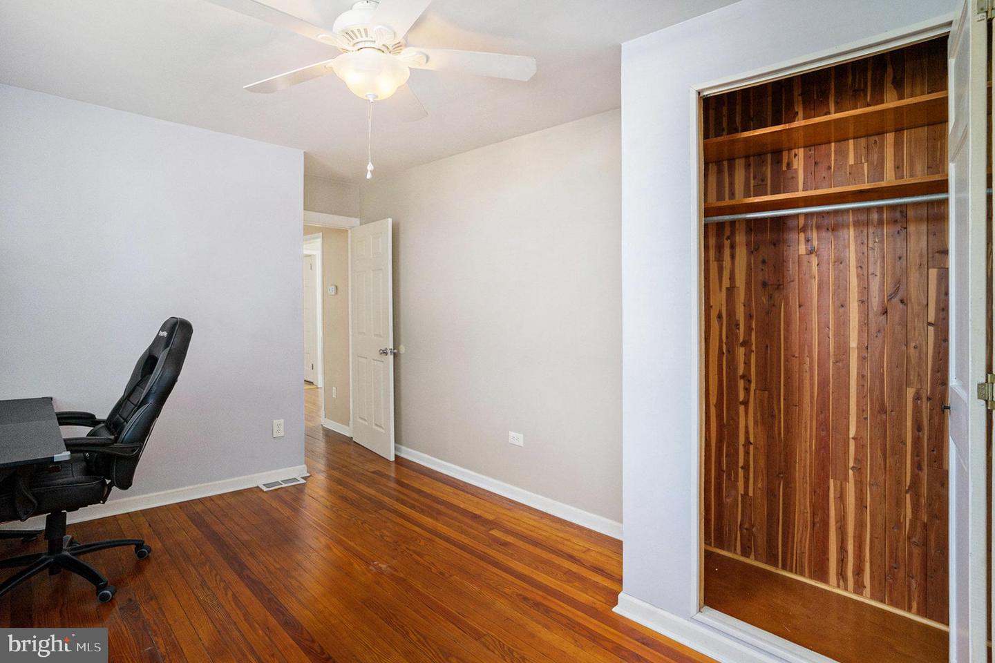 Lafayette Hill, Pennsylvania, 19444, United States, 5 Bedrooms Bedrooms, ,2 BathroomsBathrooms,Residential,For Sale,1999647