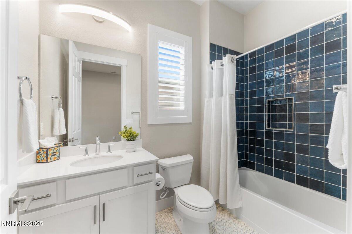 Sparks, Nevada, 89436, United States, 3 Bedrooms Bedrooms, ,3 BathroomsBathrooms,Residential,For Sale,1942238