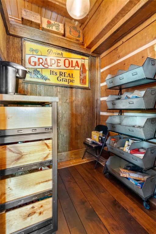 Eureka Springs, Arkansas, 72631, United States, ,Residential,For Sale,1837685