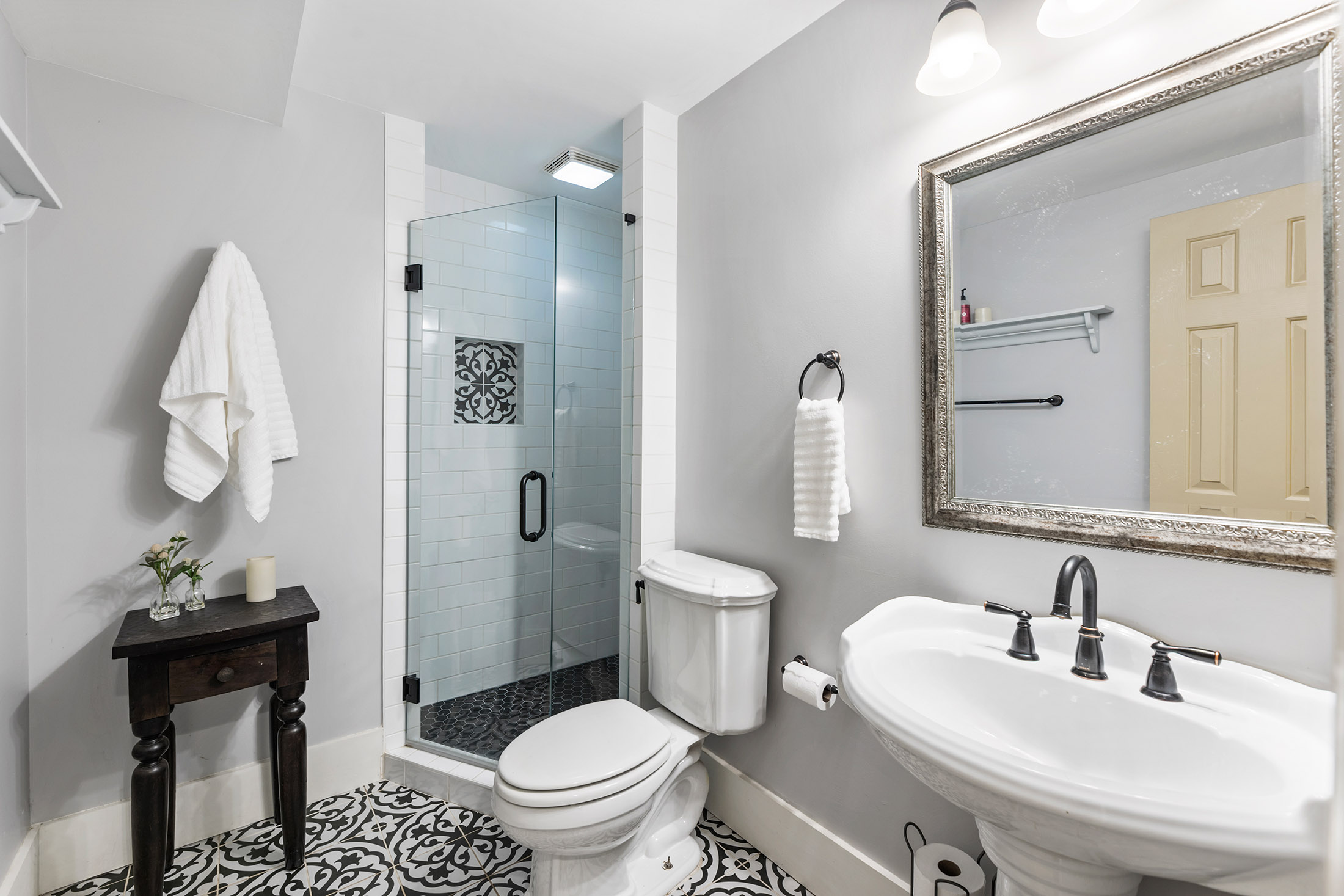  Timeless Colonial-Style Estate Near Historic Roswell - 物件實景