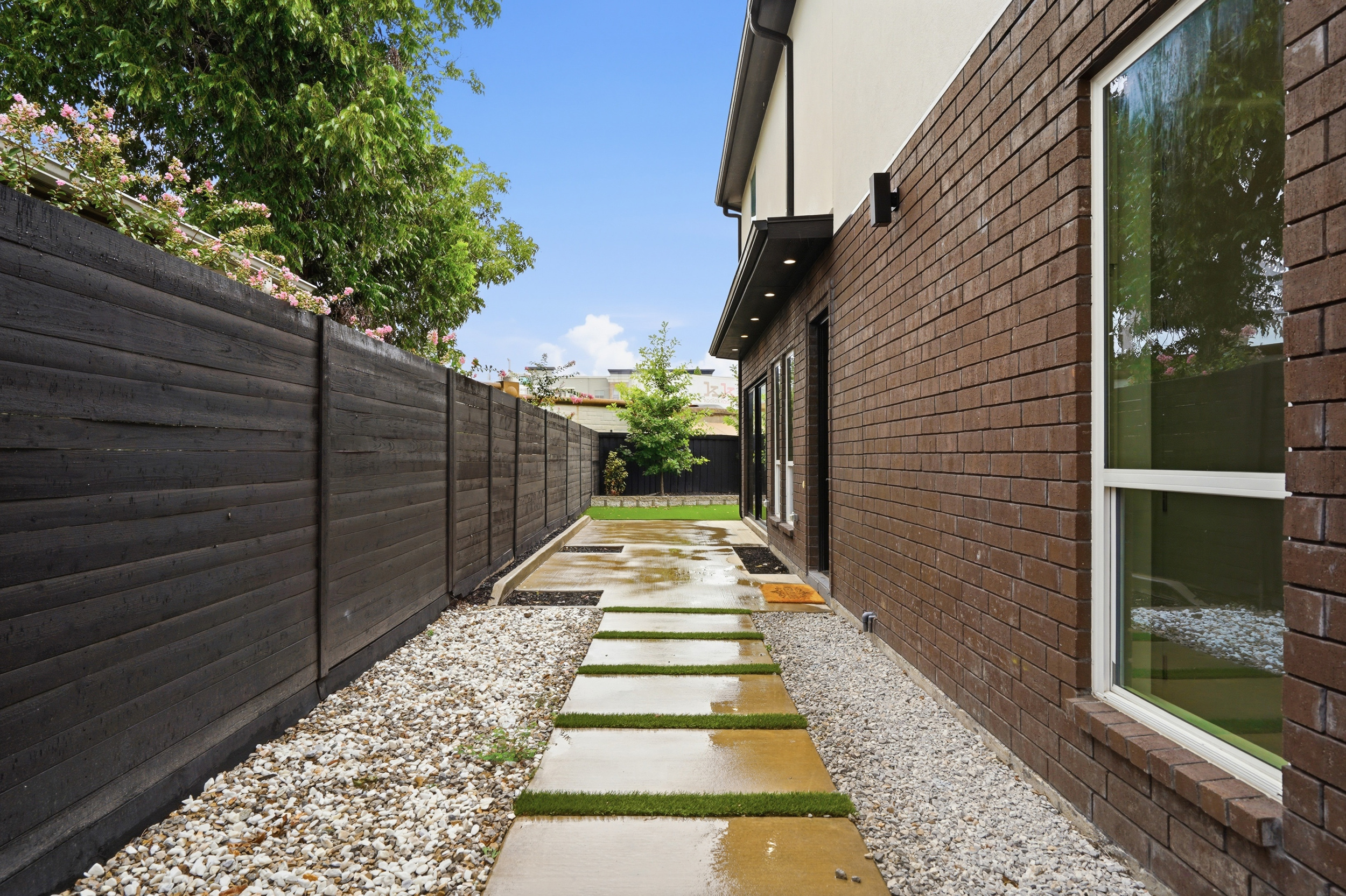  2724 Hondo, Dallas, TX, 75219 - 物件實景